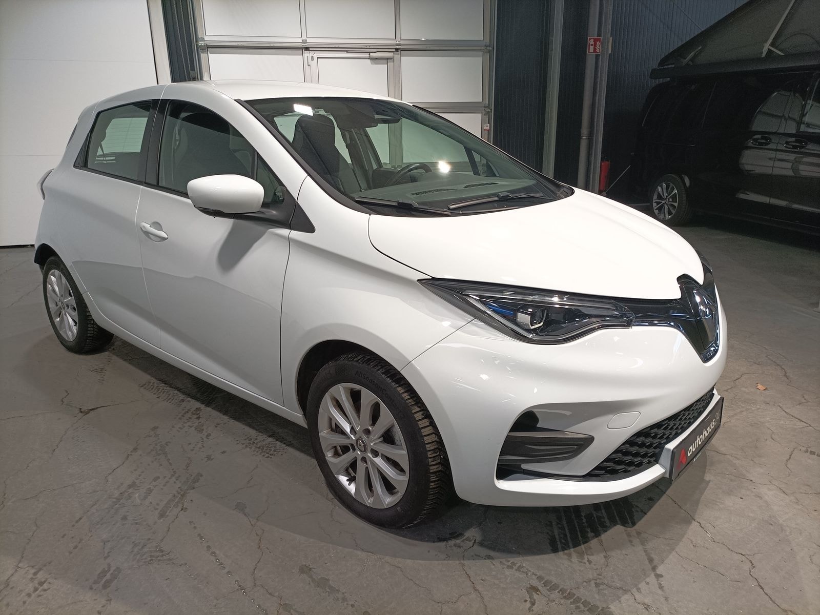 Renault ZOE Schräghecklimousine RENAULT ZOE Experience R135/Z.E. 50 Batteriekauf Schräghecklimousine #1