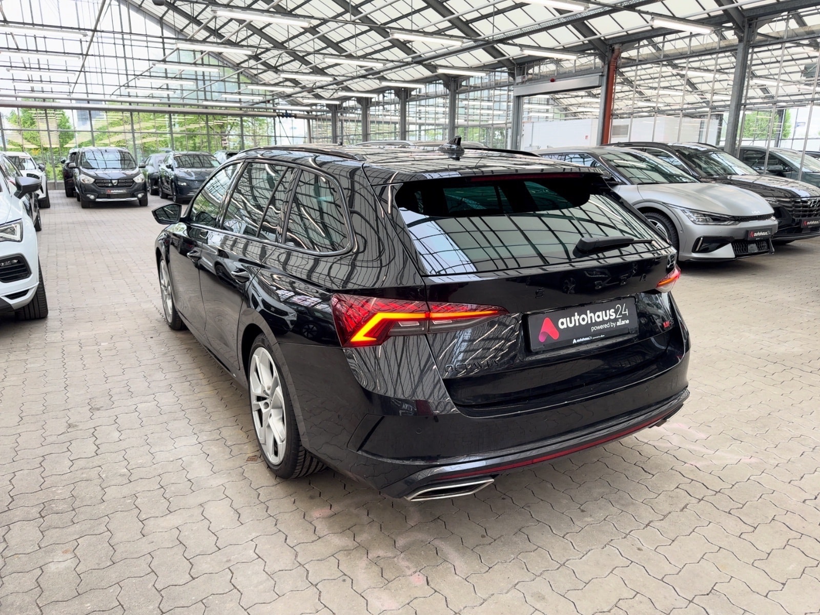 Skoda Octavia Kombi Octavia Combi 2.0 TDI DPF RS (EURO 6d) #4