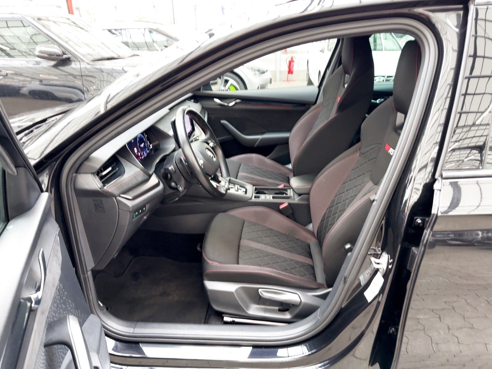 Skoda Octavia Kombi Octavia Combi 2.0 TDI DPF RS (EURO 6d) #8