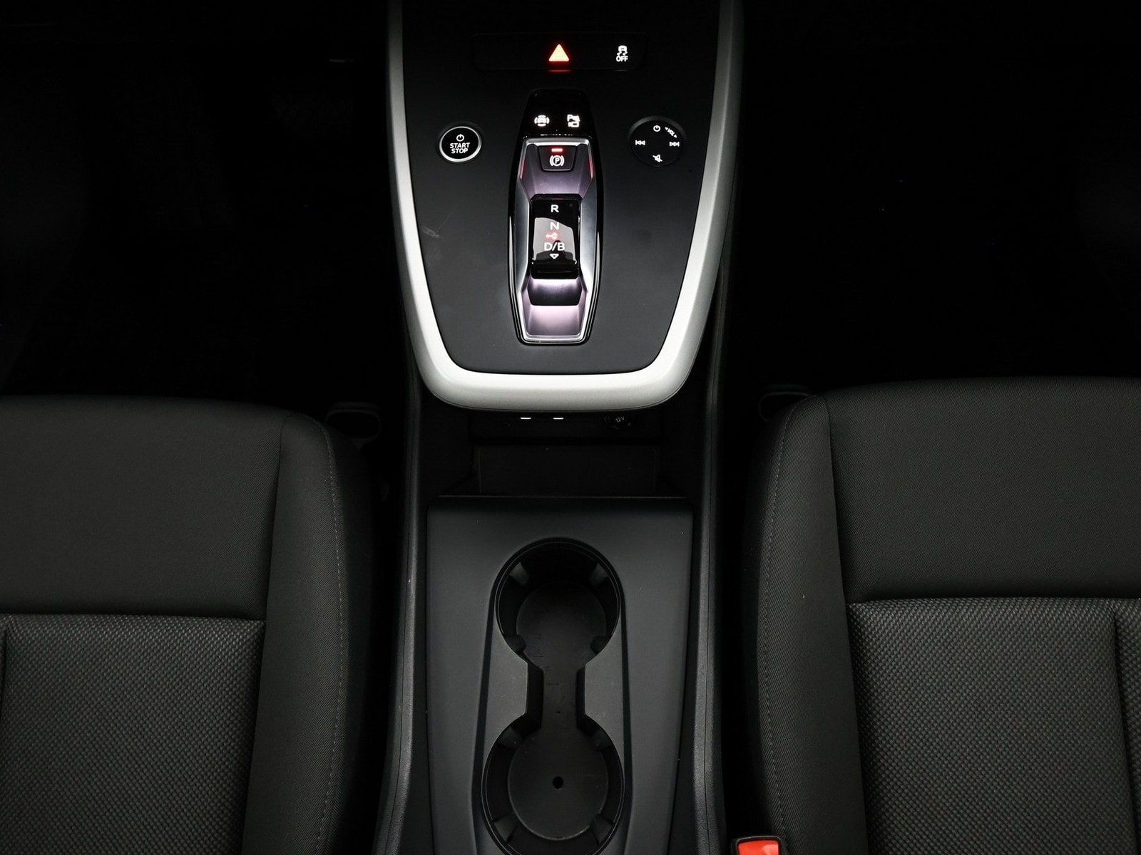 Audi Q4 e-tron SUV Q4 40 e-tron basis #13