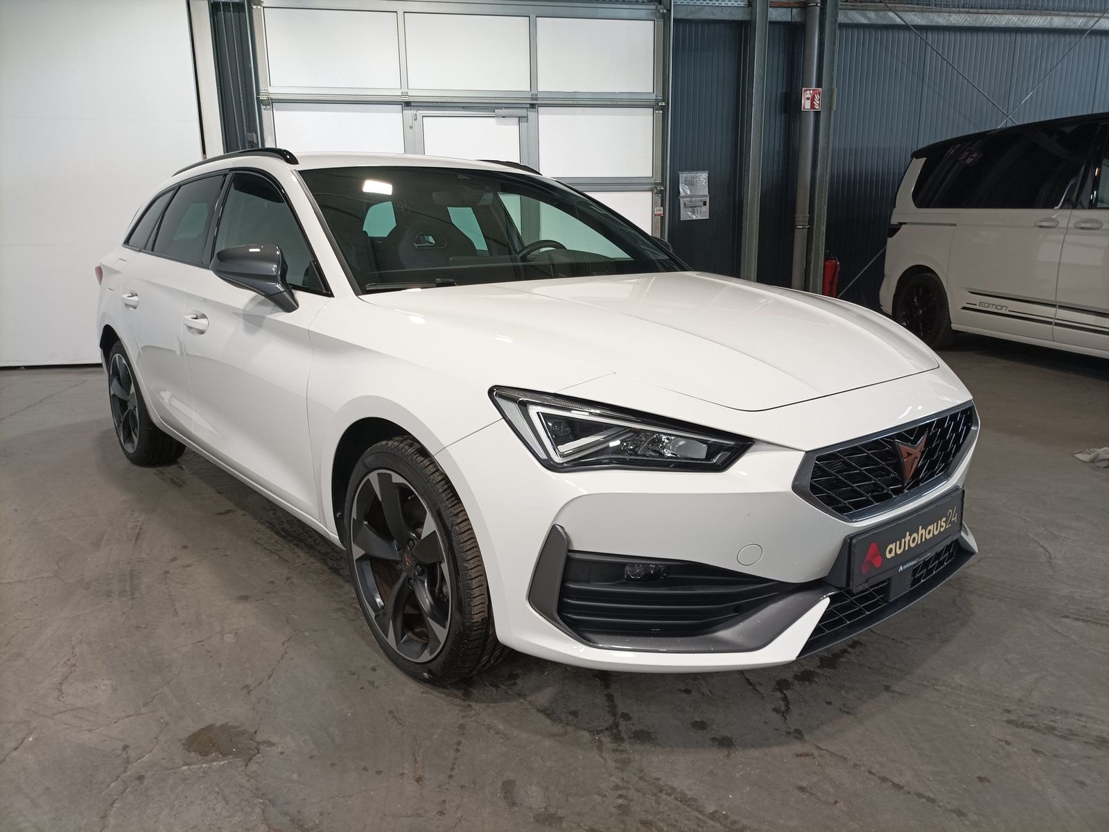 CUPRA Leon Kombi CUPRA Leon 1.4 e-HYBRID 150kW DSG Sportstourer Kombi #1