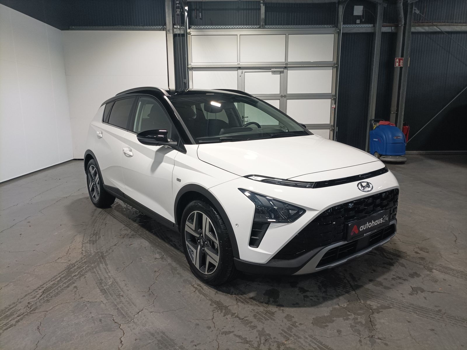 Hyundai Bayon SUV / Crossover / Geländewagen HYUNDAI Bayon 1.0 T-GDI 48V-Hybrid 88kW Prime Sports Utility Vehicle #1