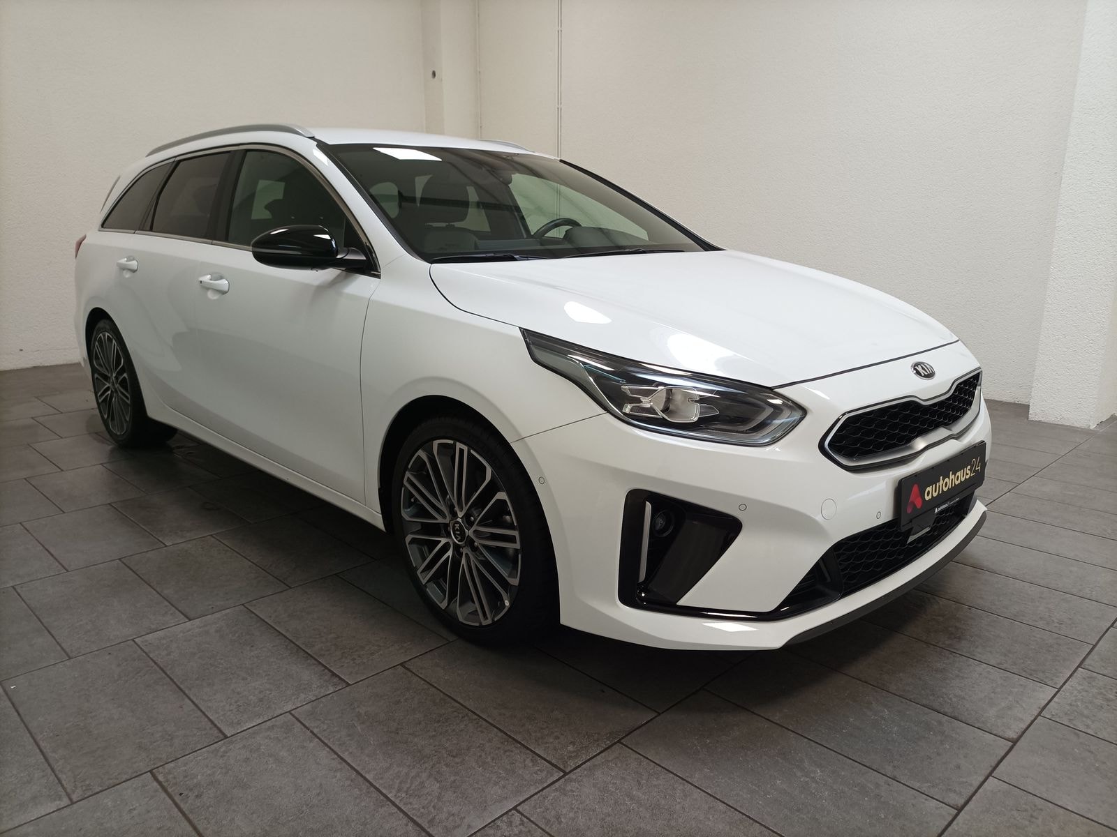 Kia Ceed Kombi KIA Ceed 1.5 T-GDI DCT GT Line SW Kombi #1