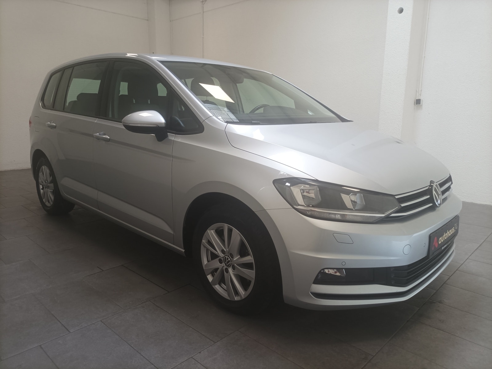 Volkswagen Touran Kleinbus / Van VOLKSWAGEN Touran 2.0 TDI SCR 90kW Comfortline Kompaktvan #1