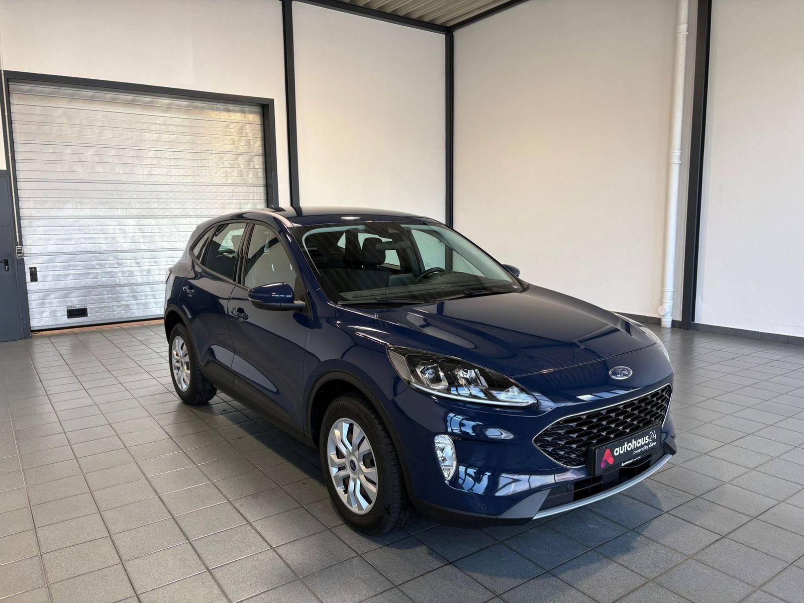 Ford Kuga SUV / Crossover / Geländewagen FORD Kuga 1.5 EcoBoost 110kW Cool & Connect Sports Utility Vehicle #1