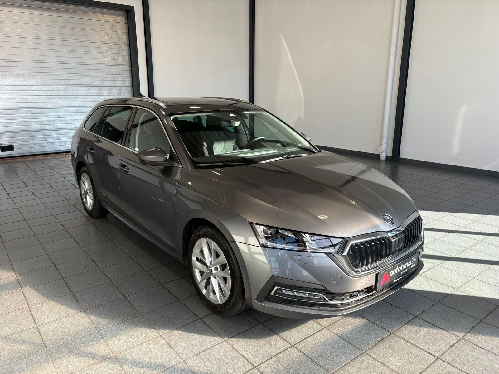 ŠKODA Octavia Kombi SKODA Octavia 1.5 TSI e-TEC DSG STYLE COMBI Kombi #1