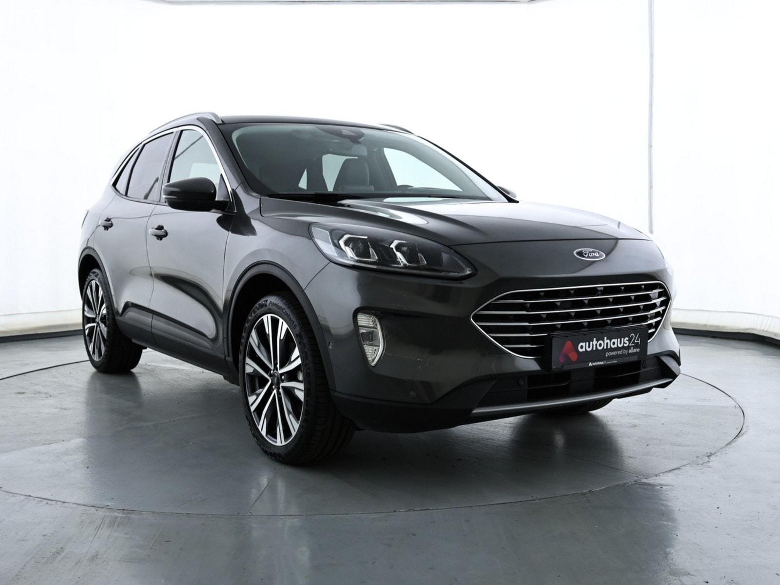 Ford Kuga SUV / Crossover / Geländewagen FORD Kuga 2.5 Duratec PHEV Titanium X CVT Sports Utility Vehicle #1