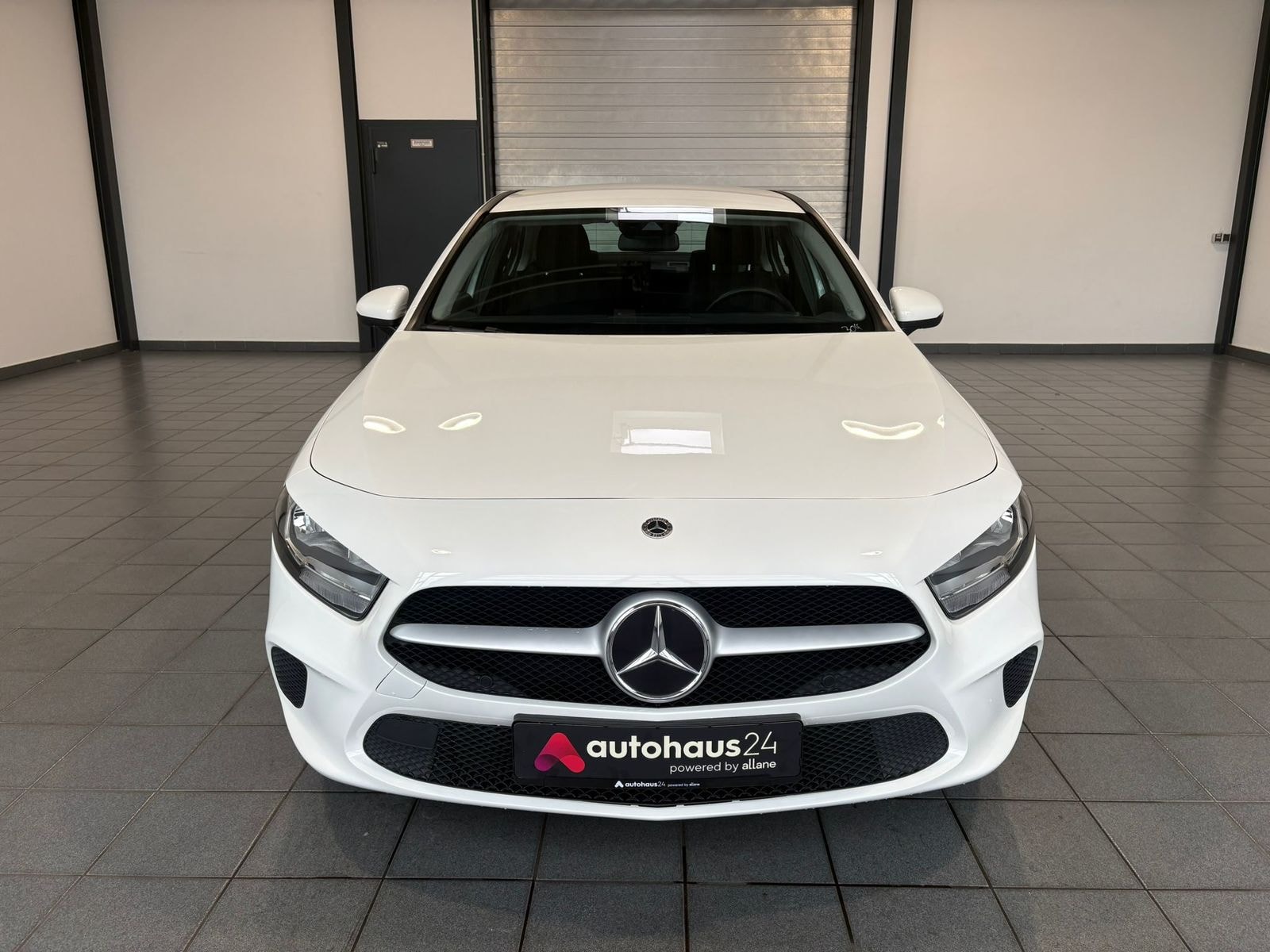 Mercedes Benz A-Klasse Limousine A 180 Lim. #2