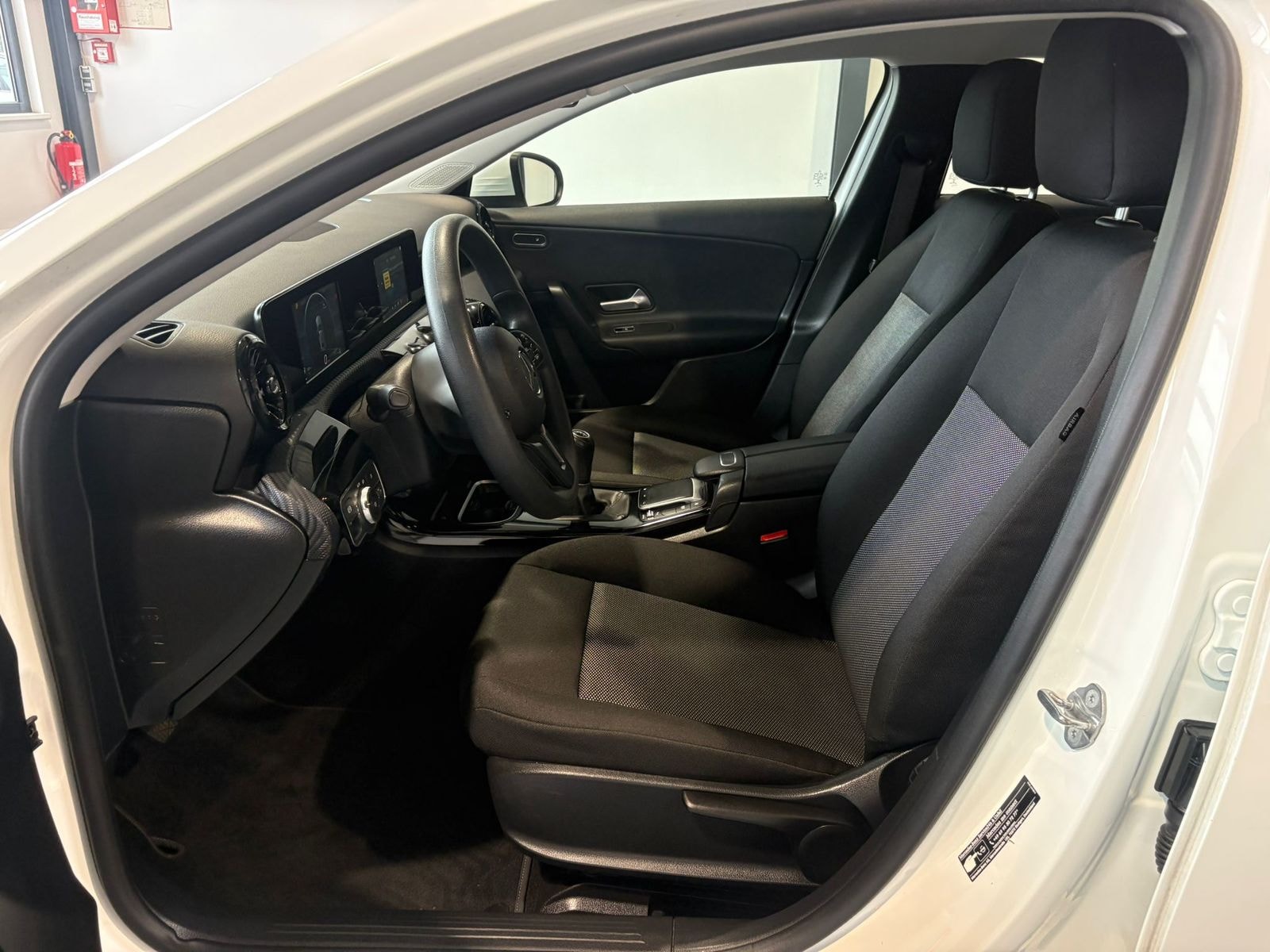 Mercedes Benz A-Klasse Limousine A 180 Lim. #8