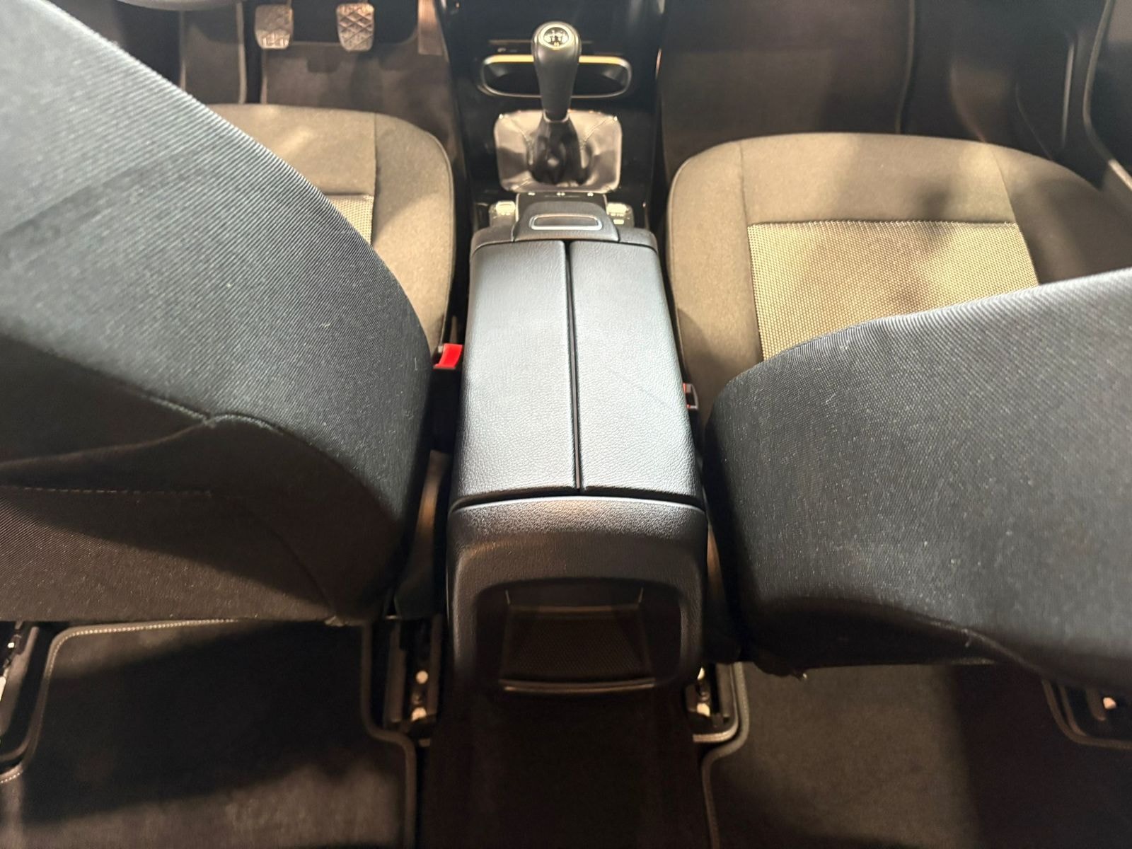 Mercedes Benz A-Klasse Limousine A 180 Lim. #13