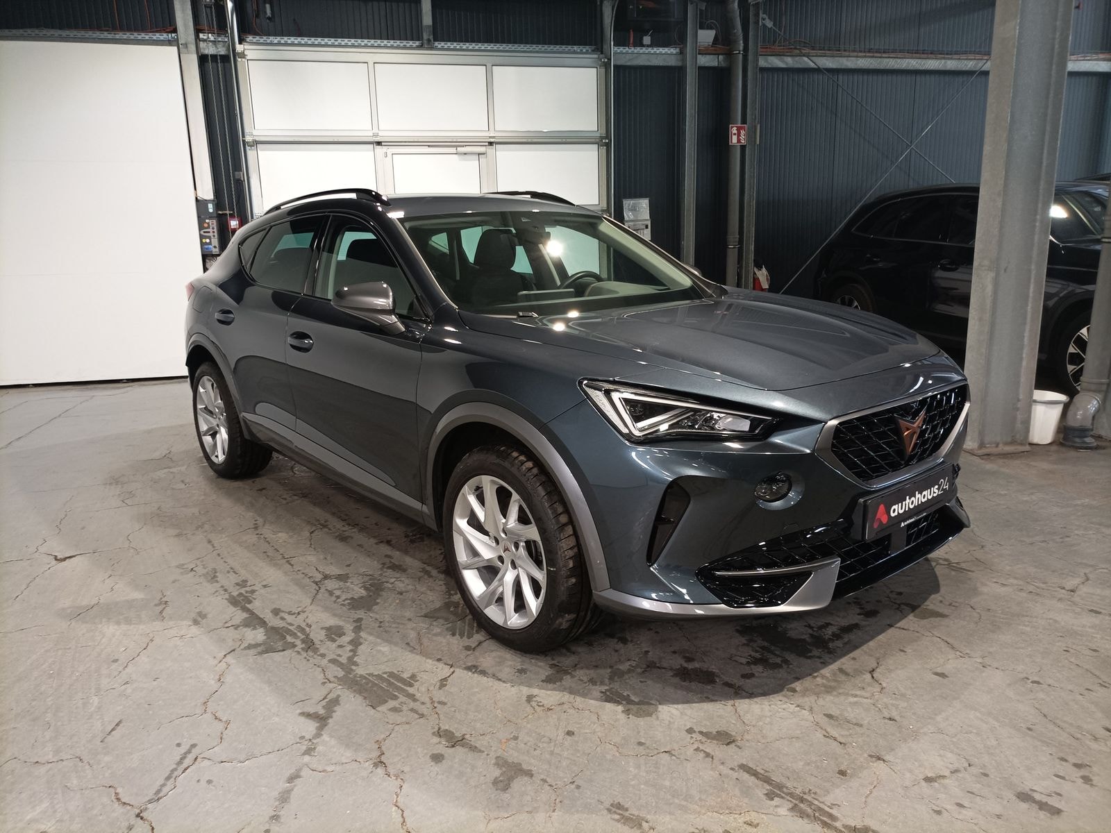 CUPRA Formentor SUV / Crossover / Geländewagen CUPRA Formentor 2.0 TDI 110kW 4Drive DSG Sports Utility Vehicle #1