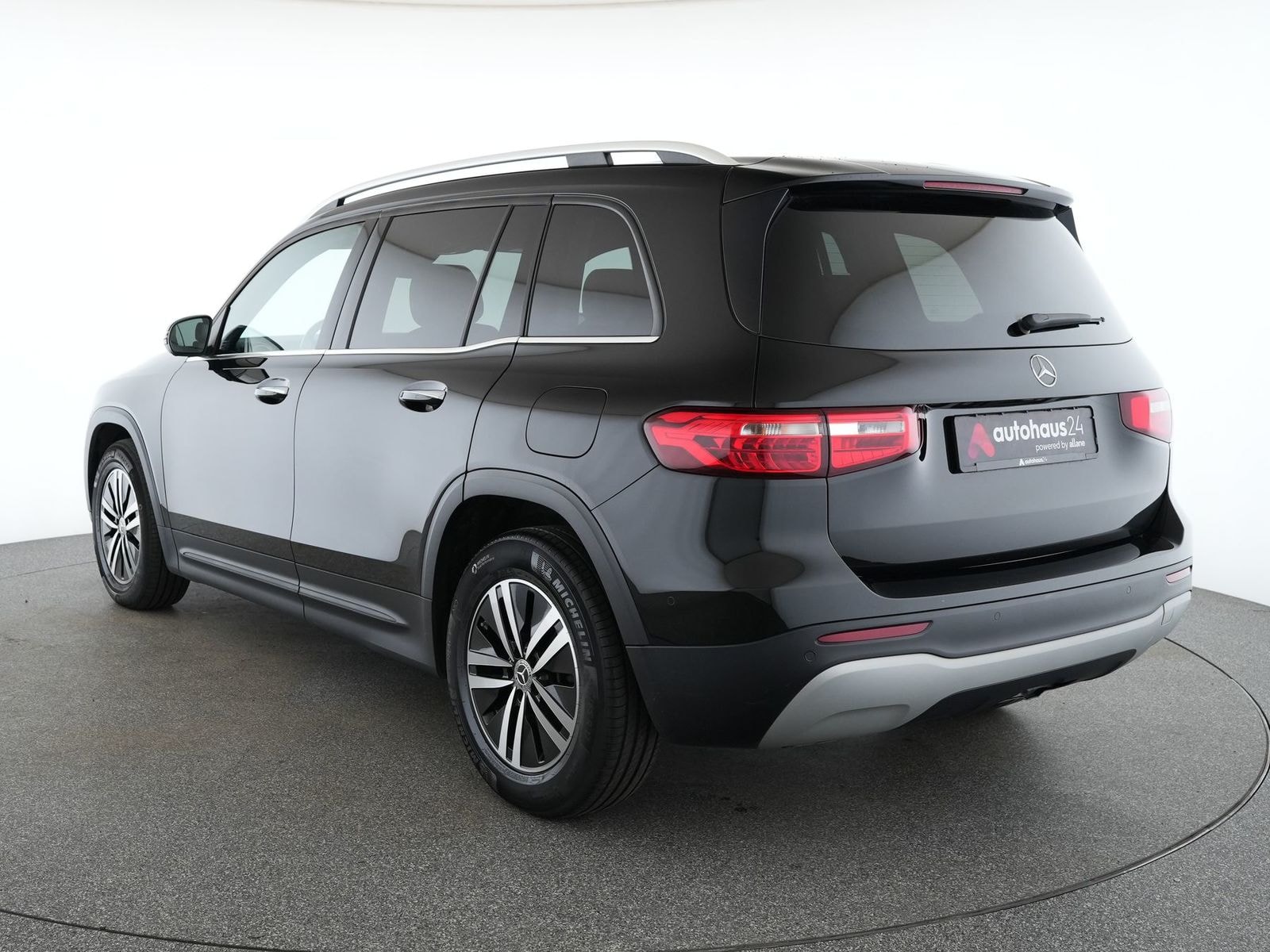 Mercedes Benz GLB-Klasse SUV GLB 200 d Style 4Matic (EURO 6d) #4