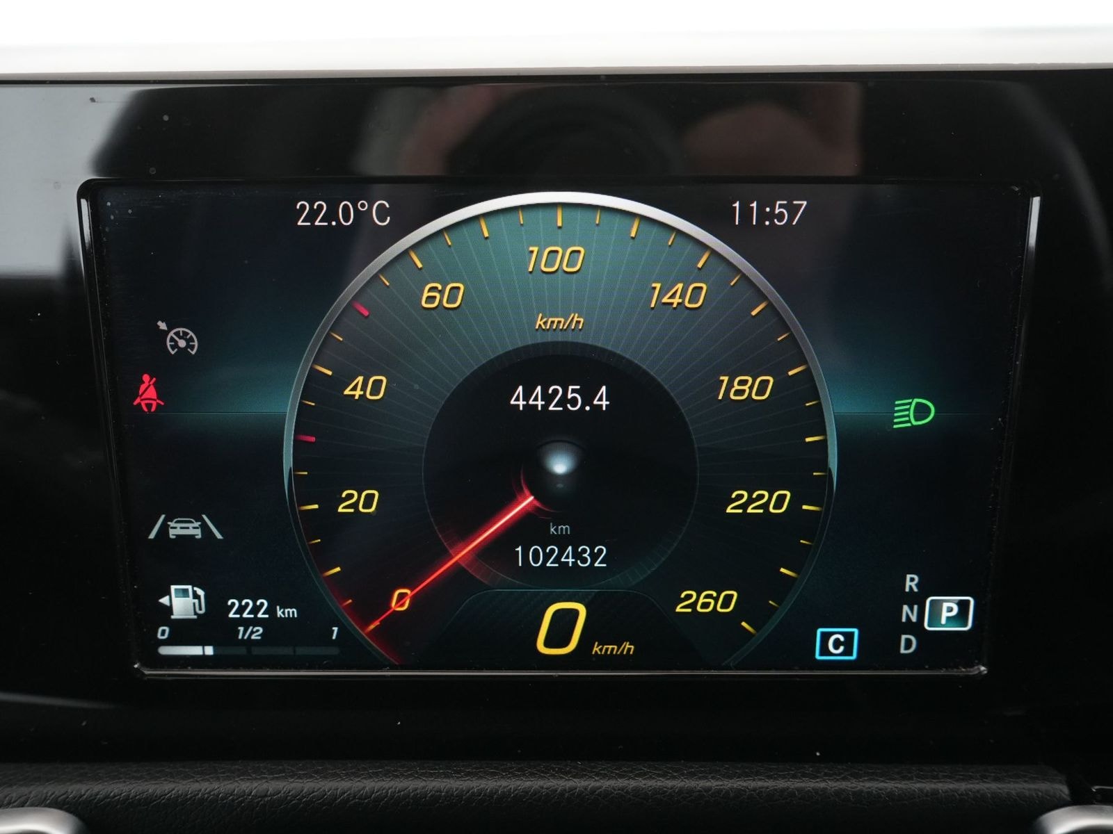 Mercedes Benz GLB-Klasse SUV GLB 200 d Style 4Matic (EURO 6d) #7