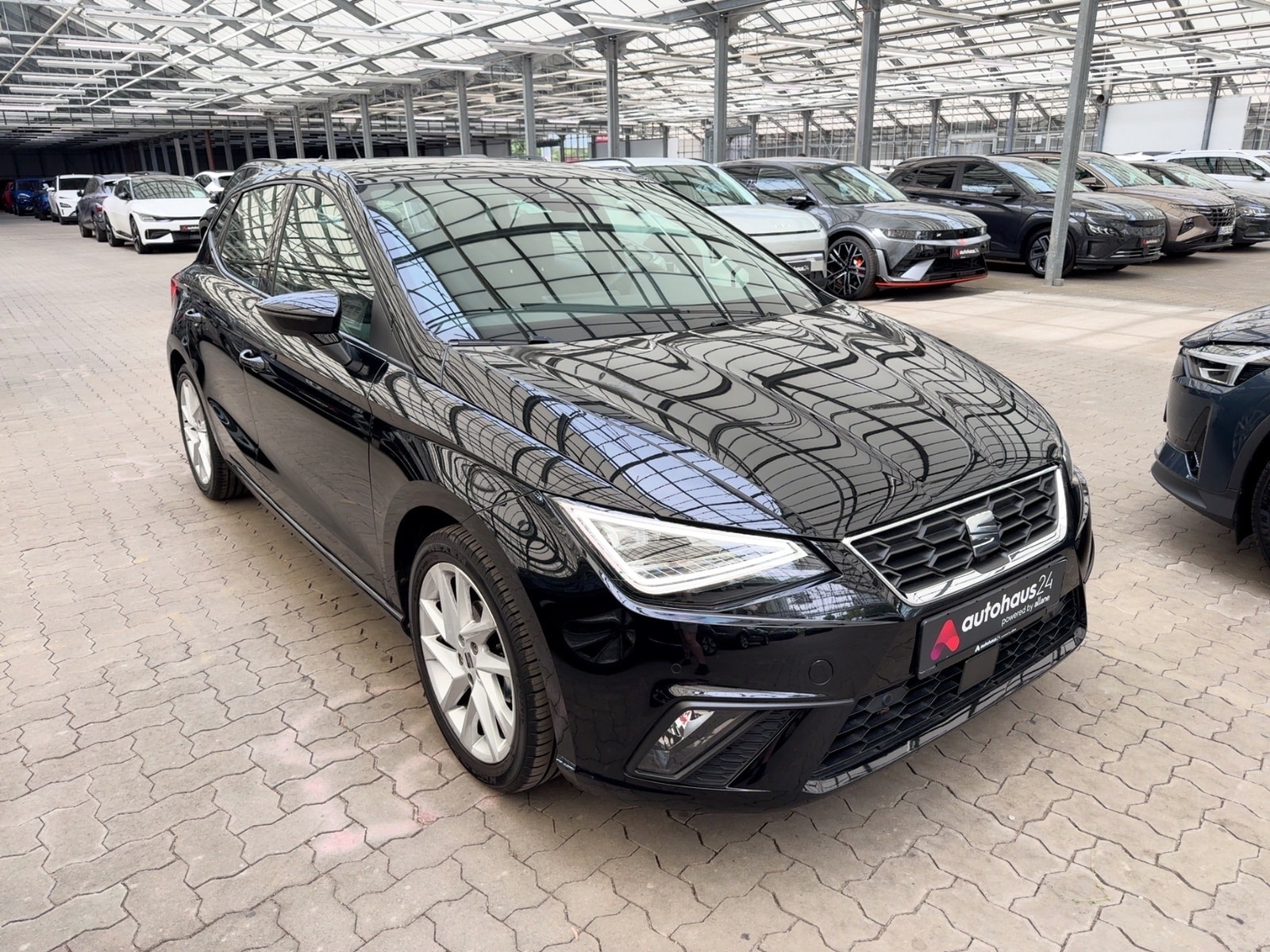 SEAT Ibiza Limousine SEAT Ibiza 1.0 TSI 70kW FR Schräghecklimousine #1