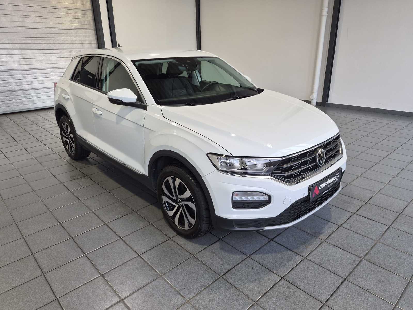 Volkswagen T-Roc SUV / Crossover / Geländewagen VOLKSWAGEN T-Roc 2.0 TDI SCR DSG ACTIVE Sports Utility Vehicle #1