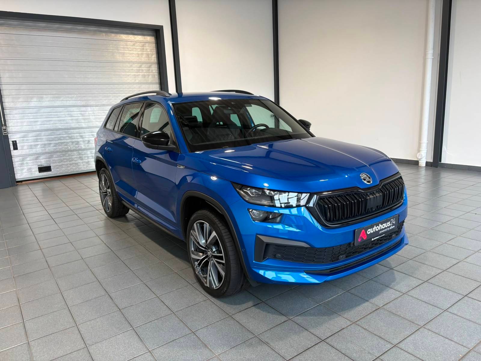 ŠKODA Kodiaq SUV / Crossover / Geländewagen SKODA Kodiaq 2.0 TDI SCR 147kW DSG 4x4 SPORTLINE Sports Utility Vehicle #1