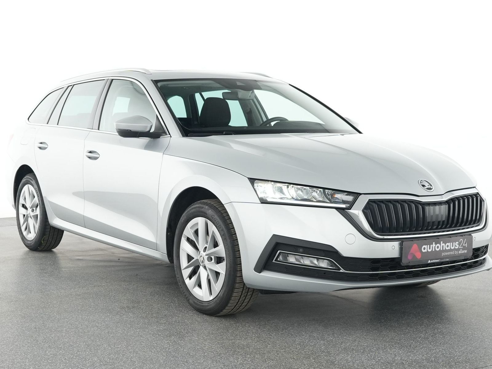 ŠKODA Octavia Kombi SKODA Octavia 2.0 TDI 110kW DSG STYLE COMBI Kombi #1