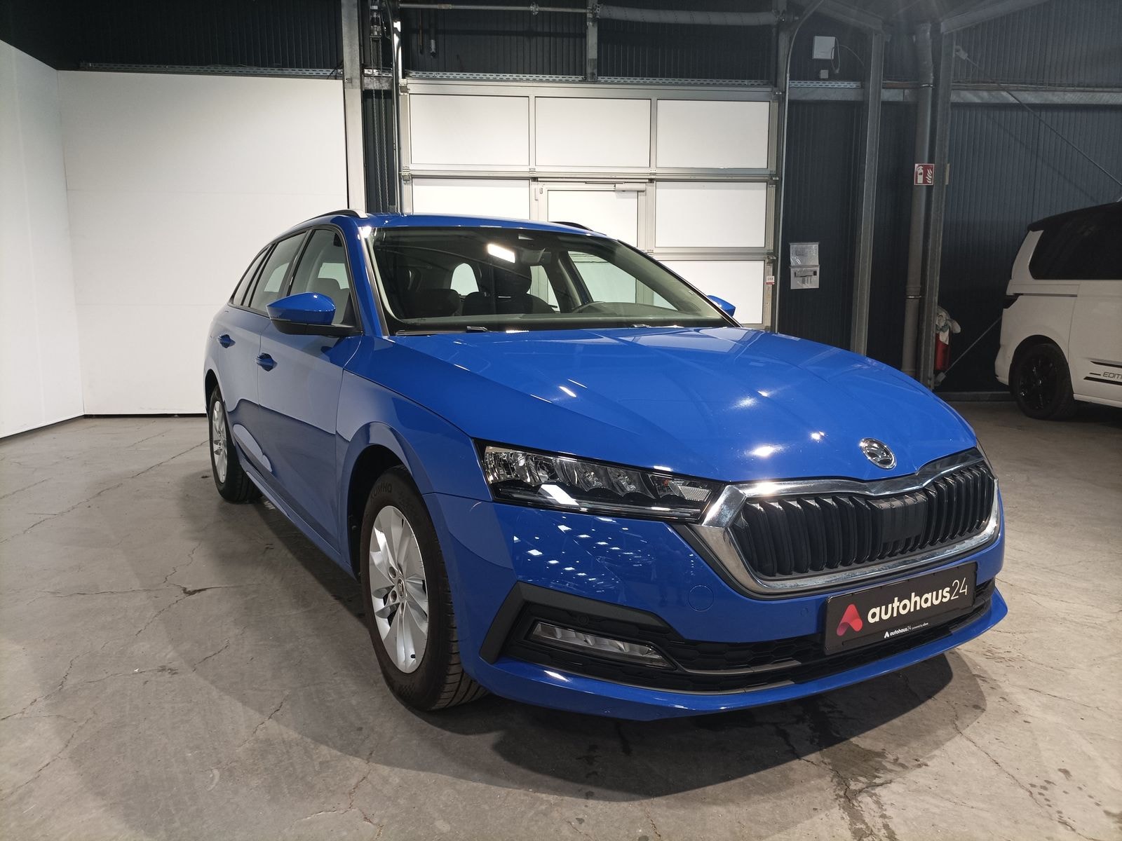 ŠKODA Octavia Kombi SKODA Octavia 1.0 TSI AMBITION COMBI Kombi #1