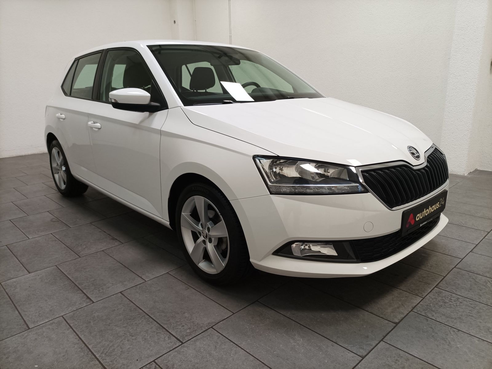 ŠKODA Fabia Limousine SKODA Fabia 1.0l MPI 44kW COOL PLUS Schräghecklimousine #1