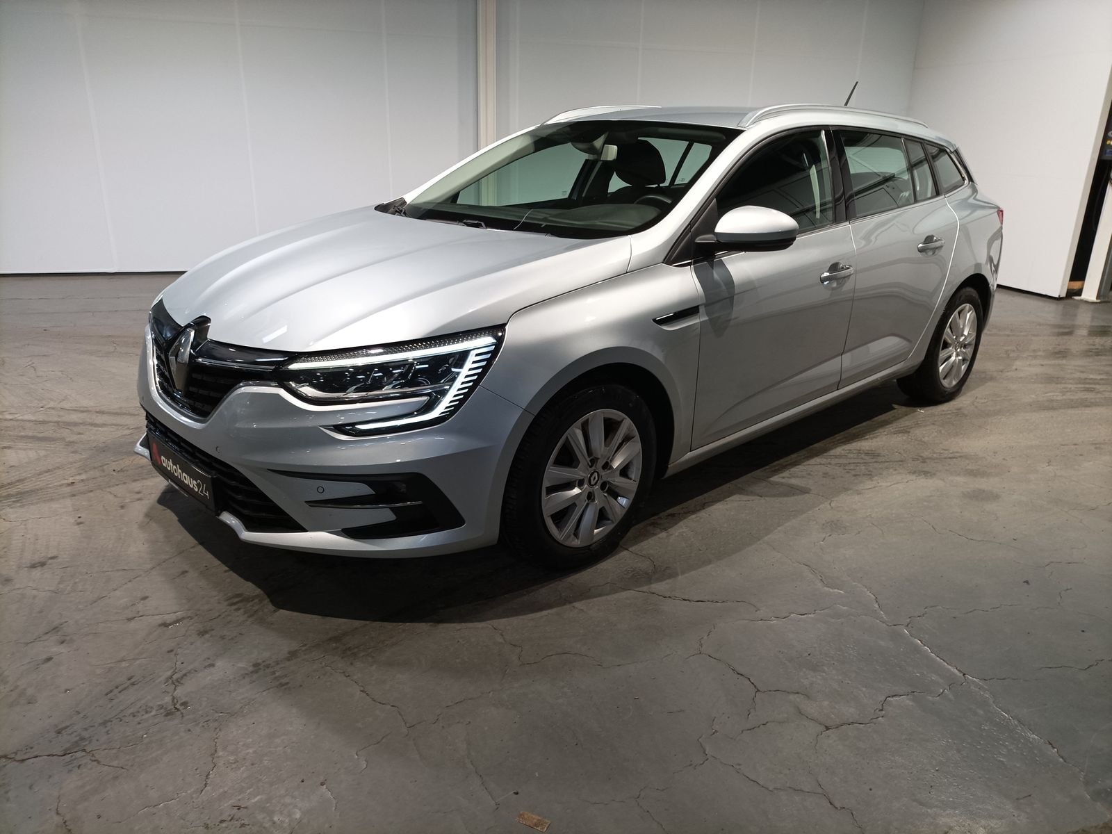 Renault Megane Kombi Megane IV 1.5 BLUE dCi115 Grandt. Business Edition #3