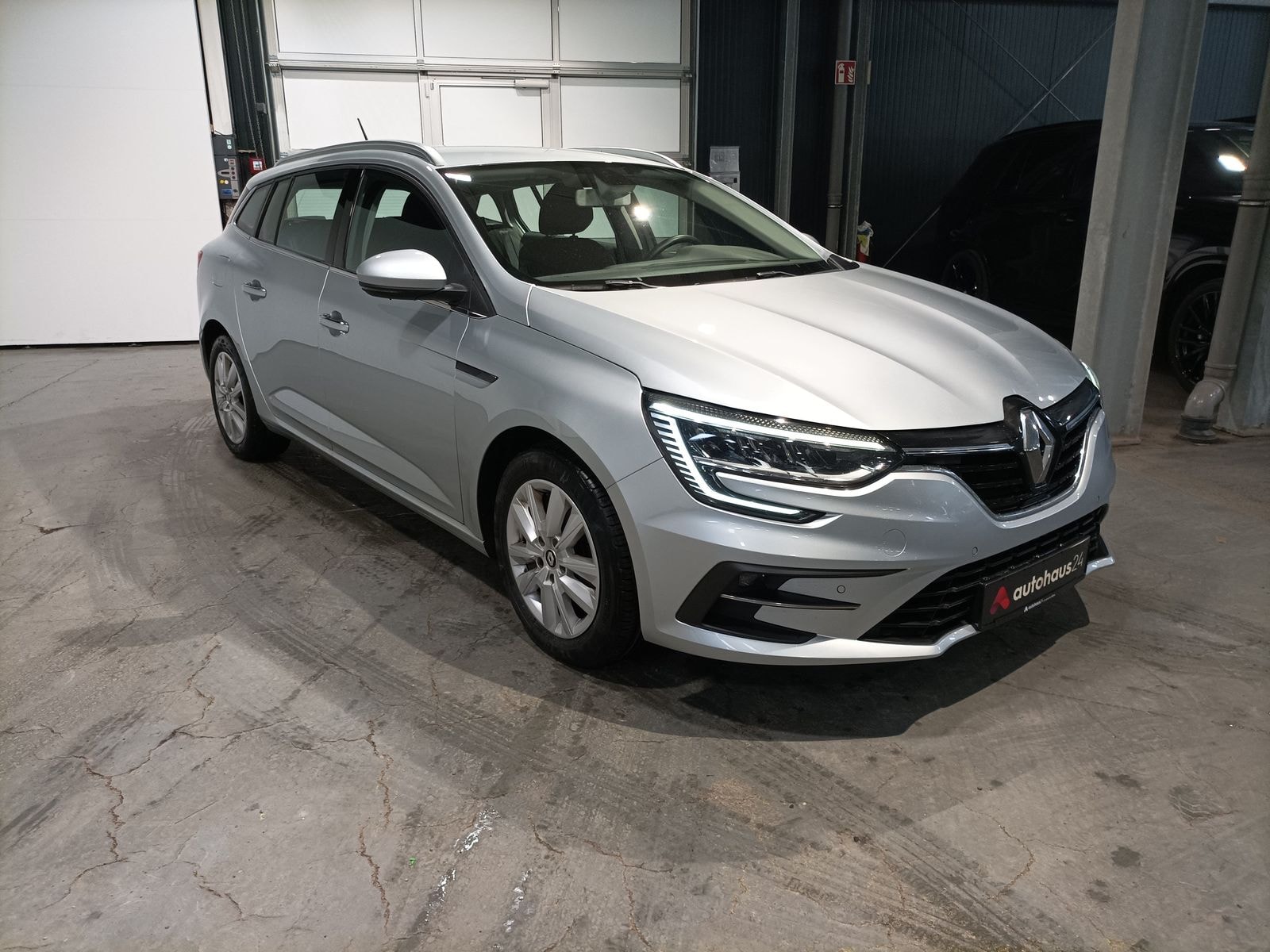 Renault Mégane Kombi RENAULT Mégane BLUE dCi 115 Business Edition Grandtour Kombi #1