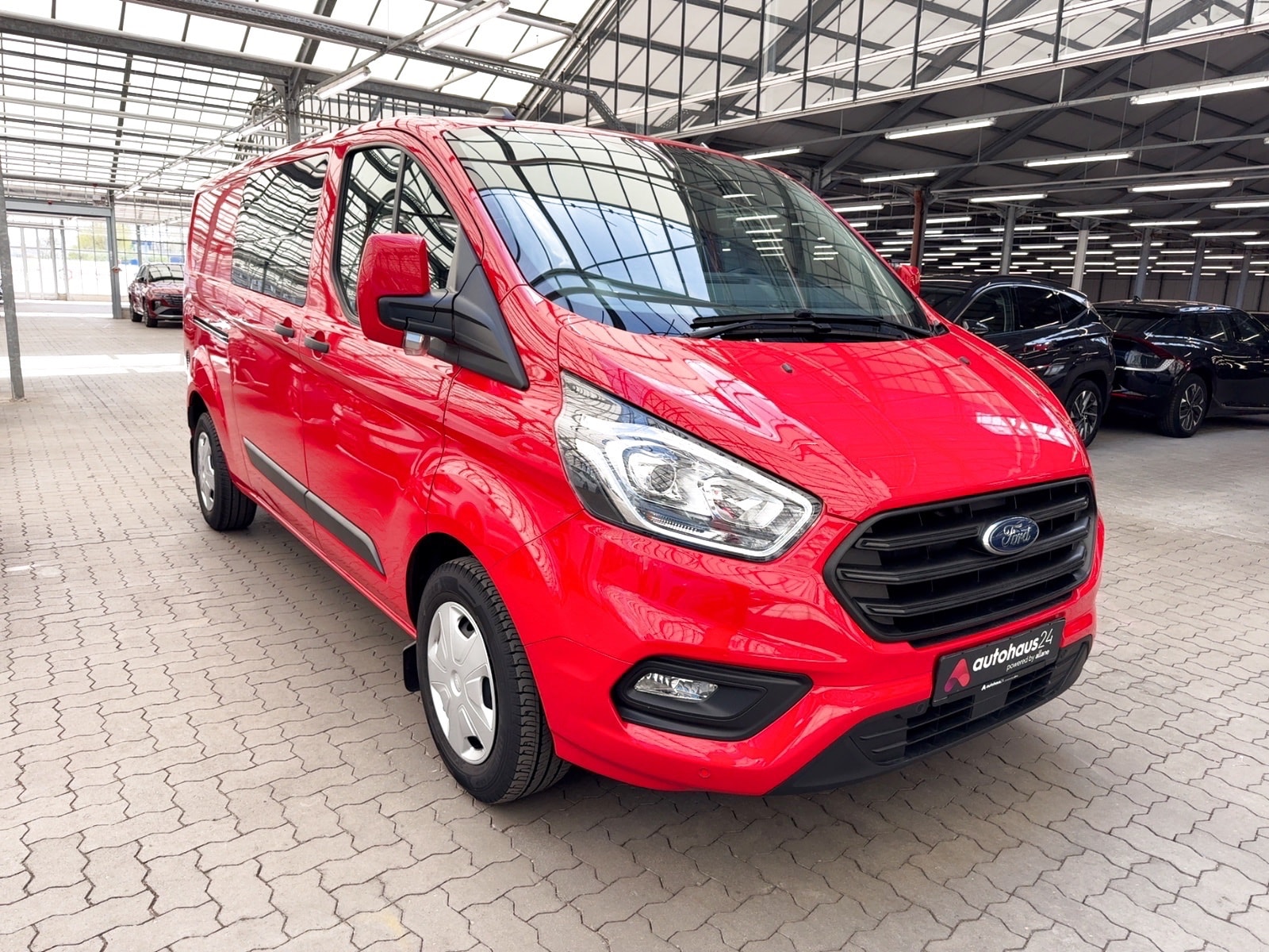 Ford Transit Transporter FORD Transit Custom 340 L2H1 2,0EcoBlue 96kW Trend Kastenwagen #1