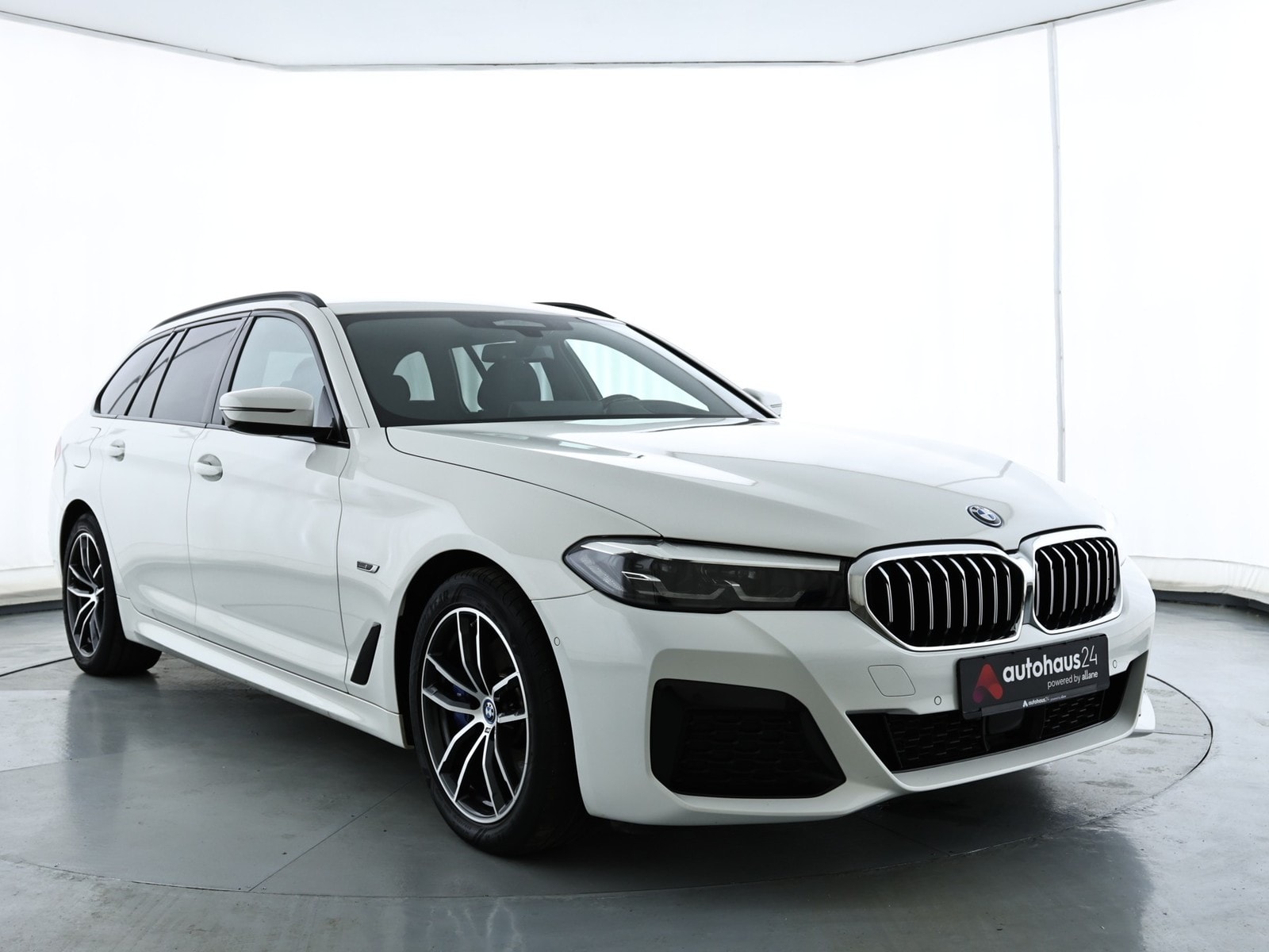 BMW 5er-Reihe Kombi BMW 5er-Reihe 530e Touring A Kombi #1