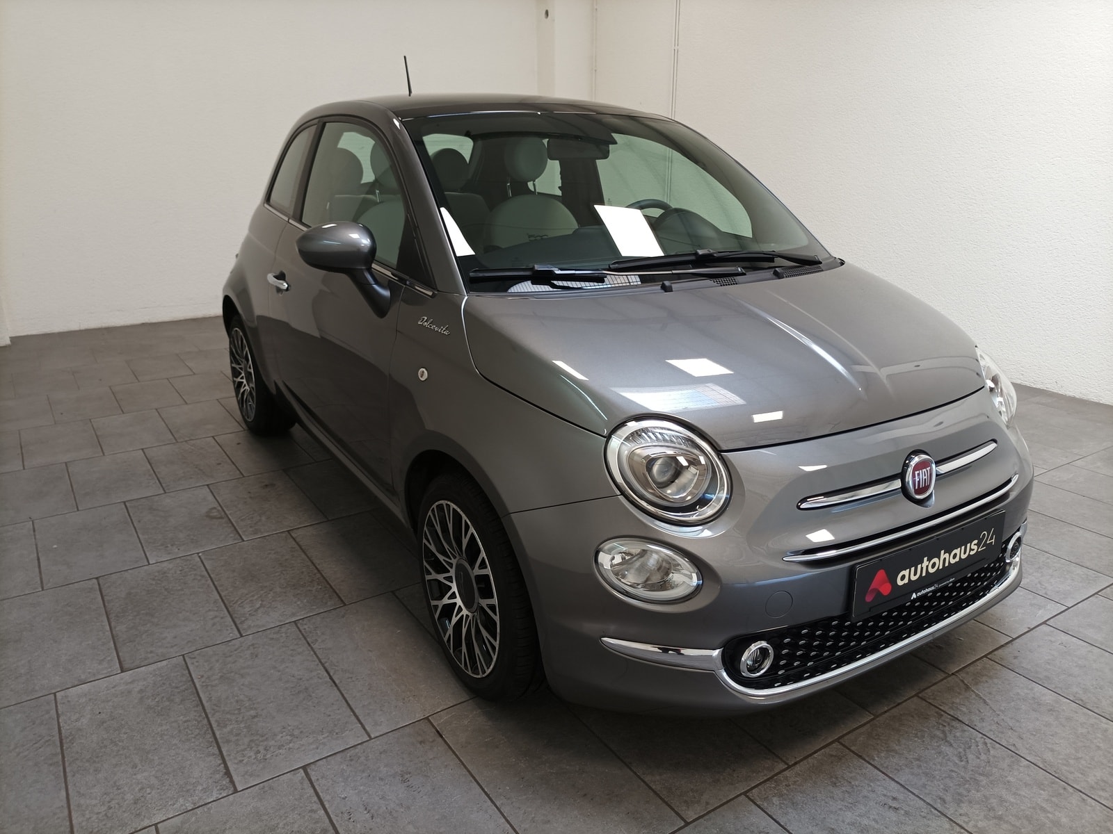 Fiat 500 Limousine FIAT 500 1.0 GSE N3 Hybrid DOLCEVITA Schräghecklimousine #1