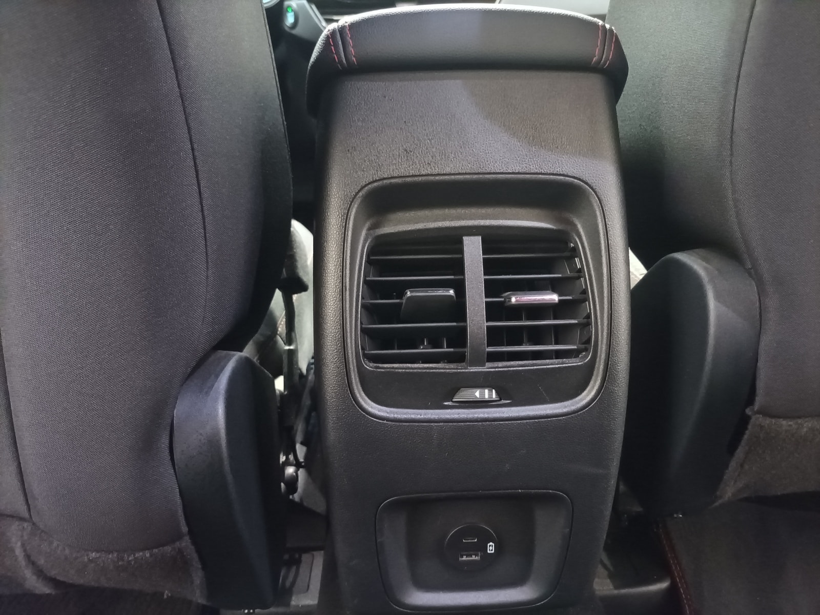 Ford Kuga SUV Kuga 2.5 Duratec Hybrid FHEV ST-Line (EURO 6d) #15