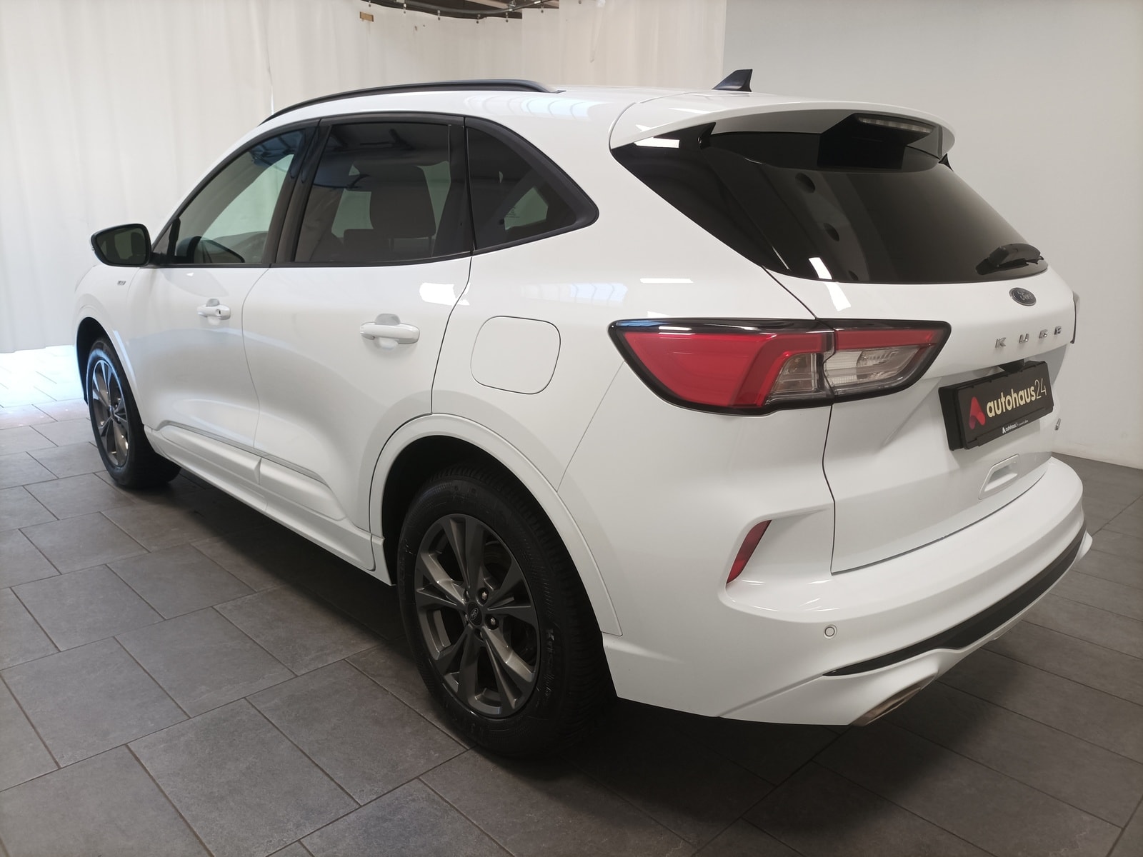 Ford Kuga SUV Kuga 2.5 Duratec Hybrid FHEV ST-Line (EURO 6d) #4