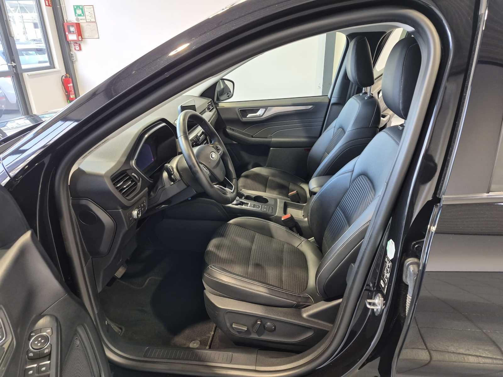 Ford Kuga SUV Kuga 2.5 Duratec Hybrid FHEV Titanium X (EURO 6d) #8