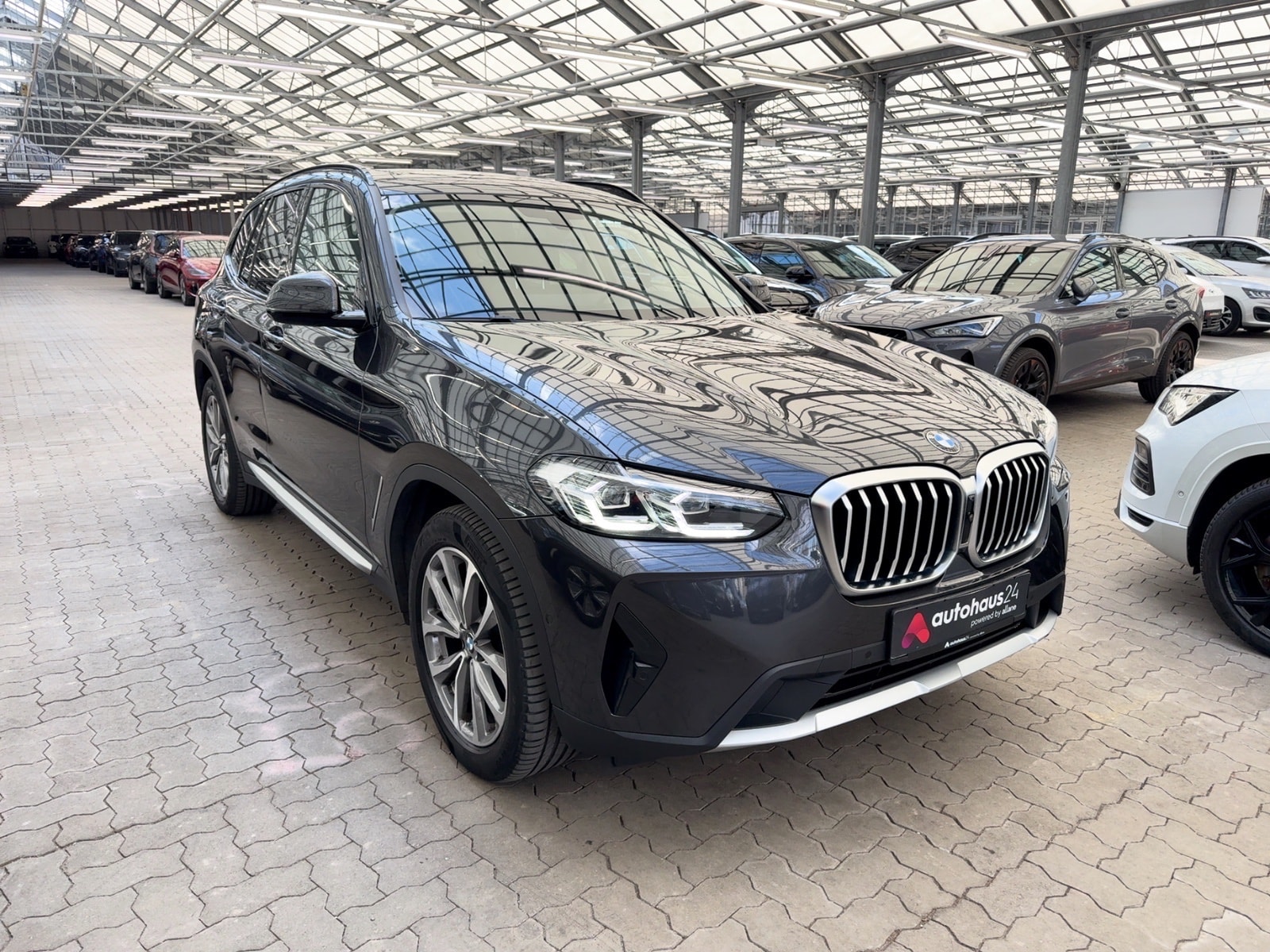 BMW X3 SUV / Crossover / Geländewagen BMW X3 xDrive20i AT Sports Utility Vehicle #1