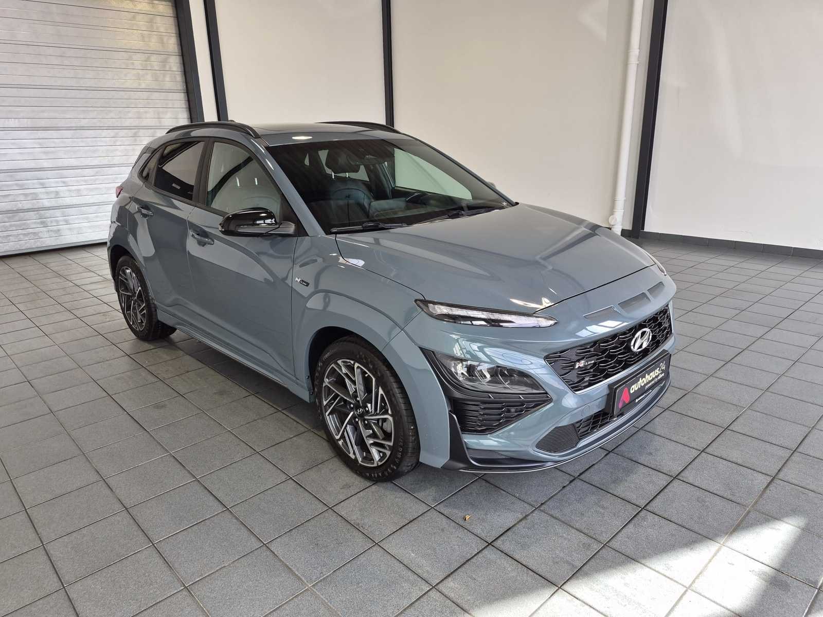 Hyundai Kona SUV / Crossover / Geländewagen HYUNDAI Kona 1.6 T-GDI N Line DCT Sports Utility Vehicle #1