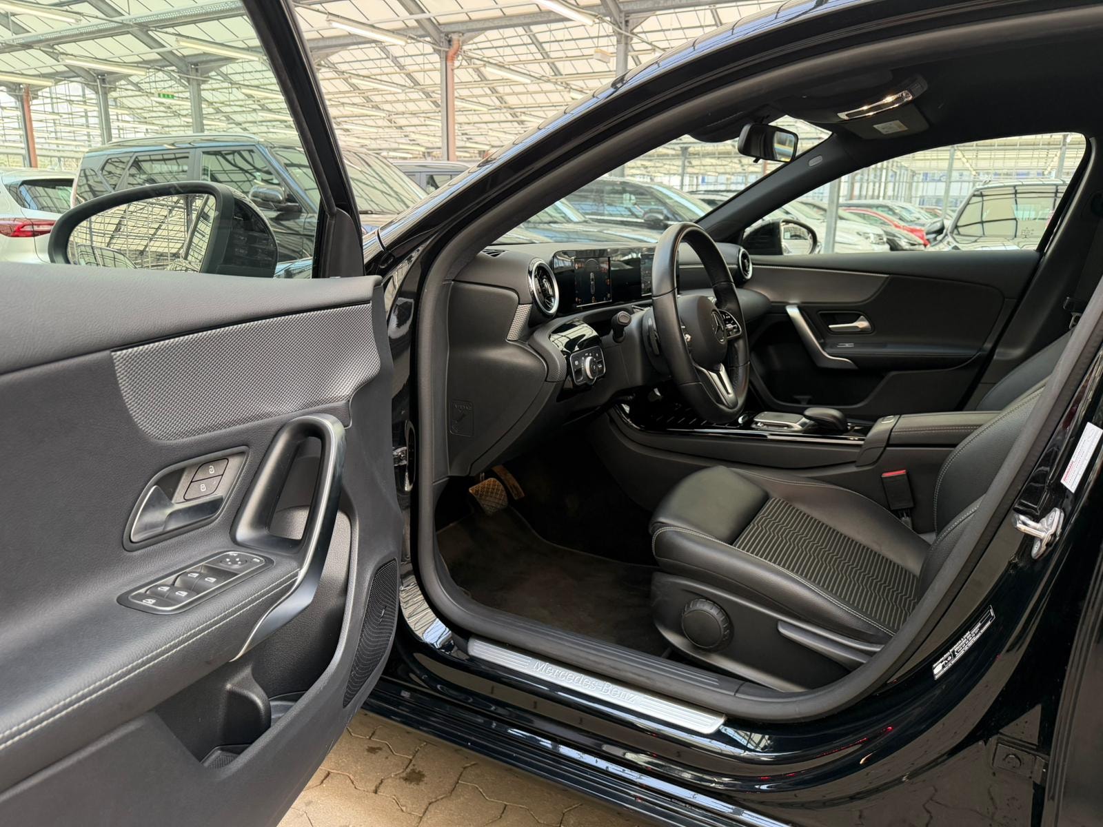 Mercedes Benz A-Klasse Limousine A 220 d Progressive 4Matic (EURO 6d) #8