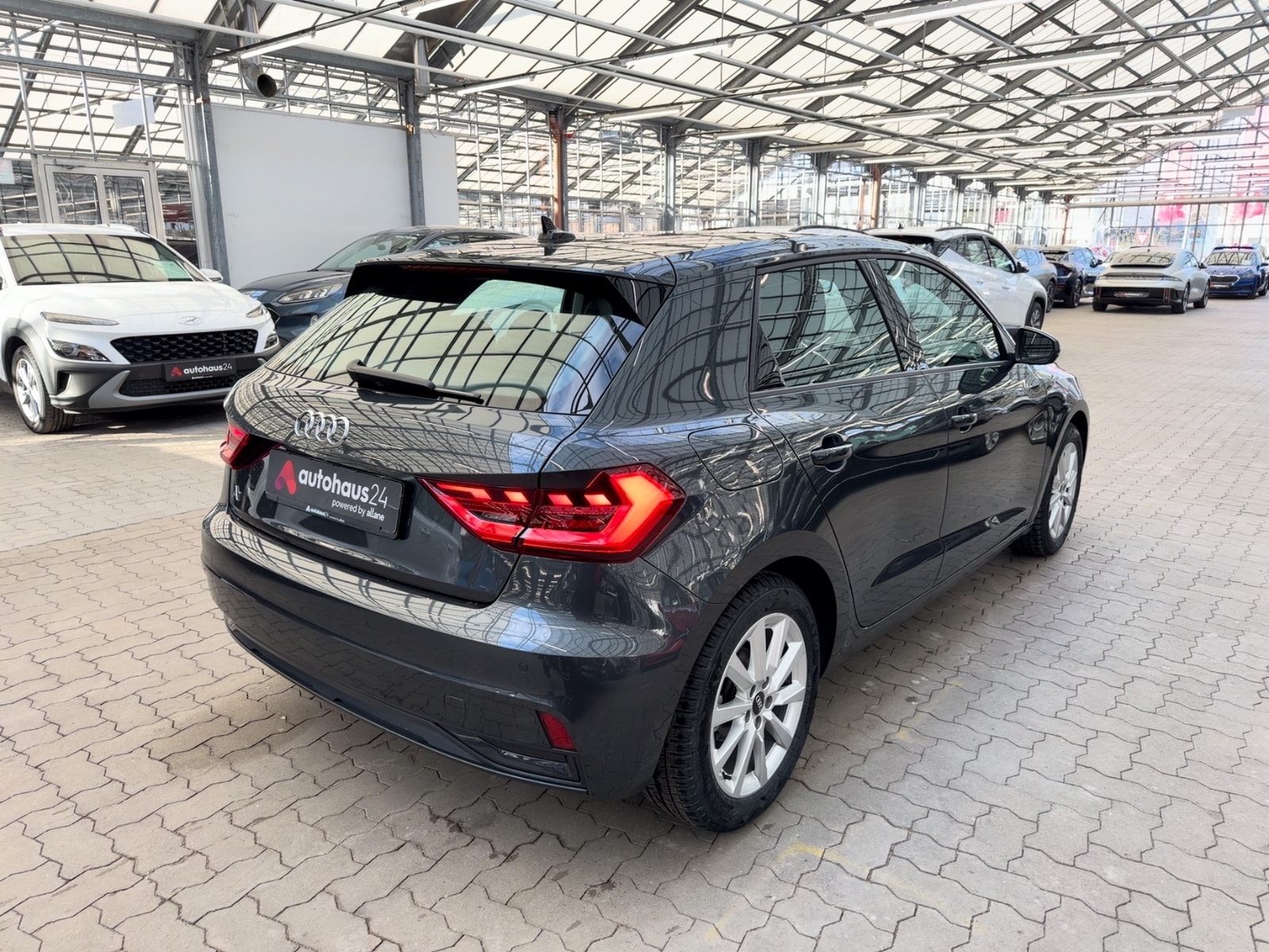 Audi A1 Limousine A1 30 Sportback 1.0.TFSI advanced (EURO 6d) #4