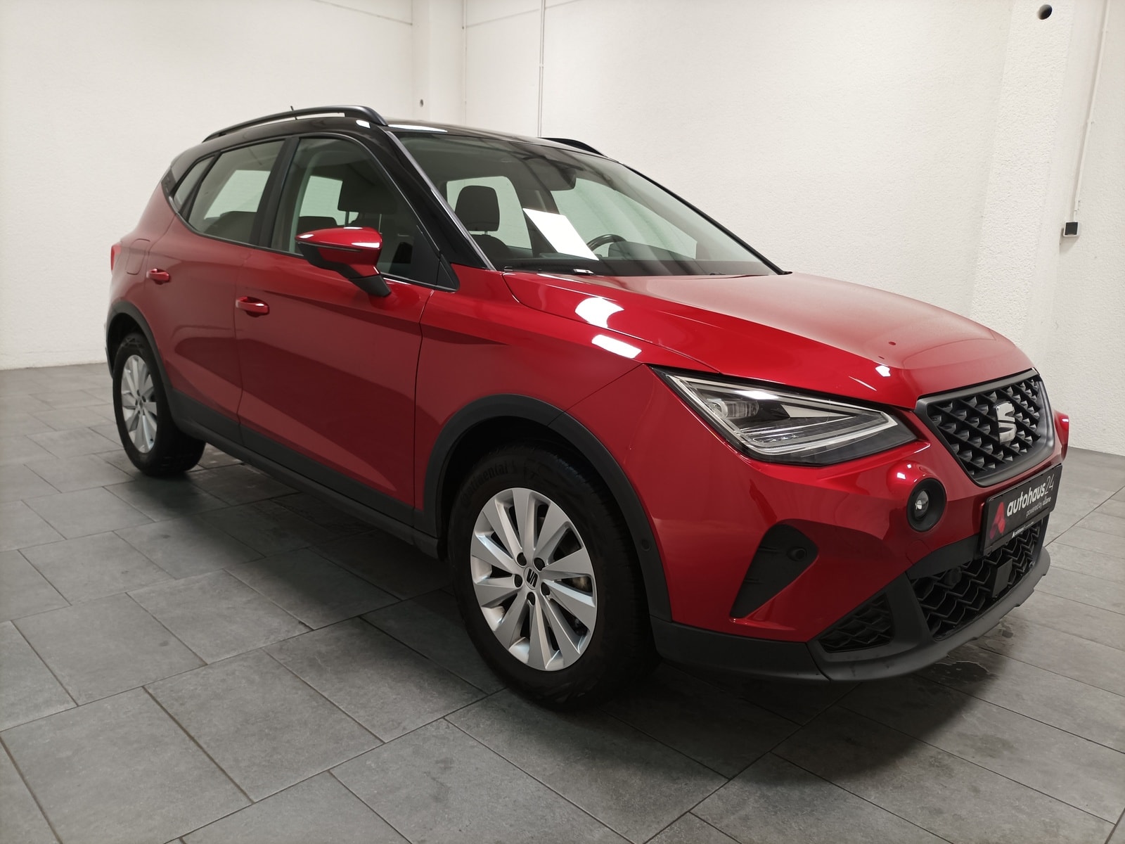 SEAT Arona SUV / Crossover / Geländewagen SEAT Arona 1.0 TSI 81kW Style Sports Utility Vehicle #1