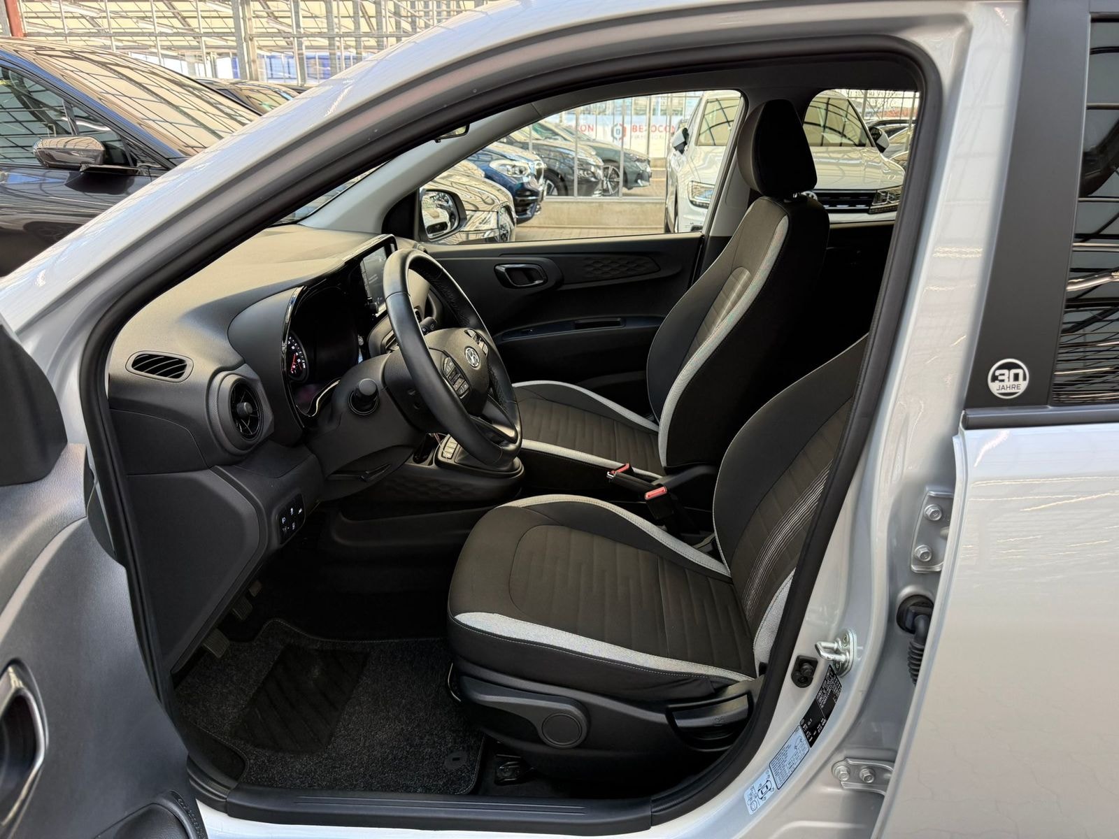 Hyundai i10 Schräghecklimousine i10 1.0 Edition 30 #8