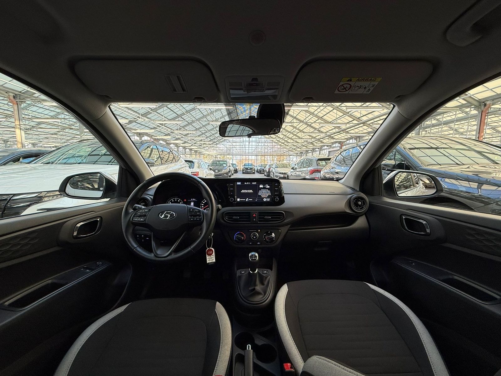 Hyundai i10 Schräghecklimousine i10 1.0 Edition 30 #9