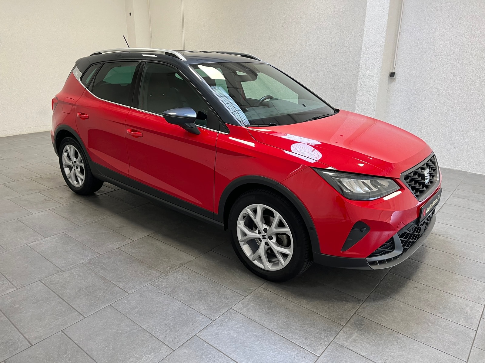SEAT Arona SUV / Crossover / Geländewagen SEAT Arona 1.5 TSI 110kW FR DSG Sports Utility Vehicle #1