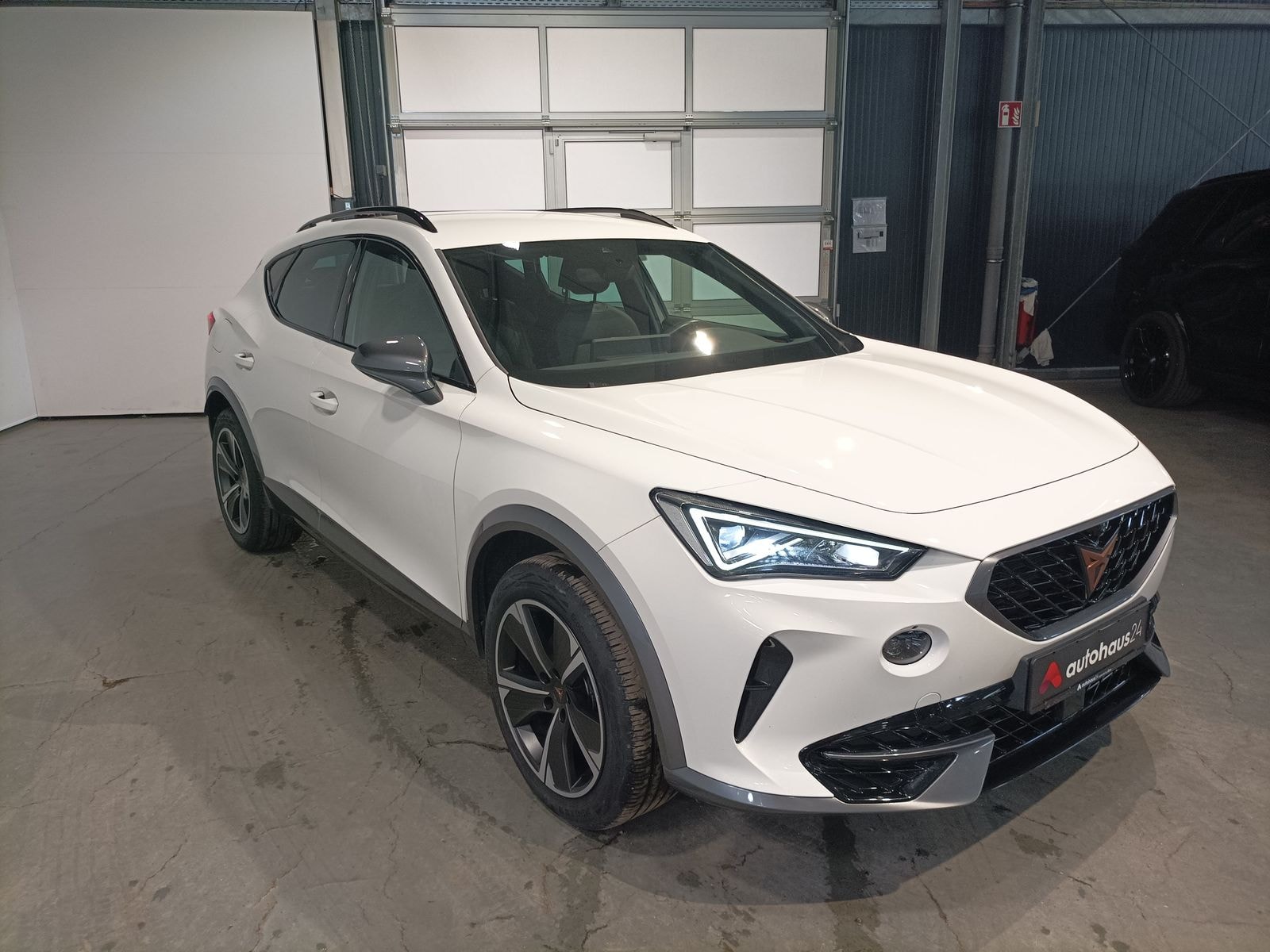 CUPRA Formentor SUV / Crossover / Geländewagen CUPRA Formentor 2.0 TDI 110kW 4Drive DSG Sports Utility Vehicle #1