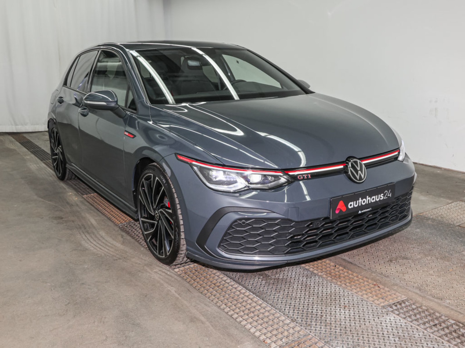 Volkswagen Golf Limousine VOLKSWAGEN Golf 2.0 TSI OPF DSG GTI Schräghecklimousine #1