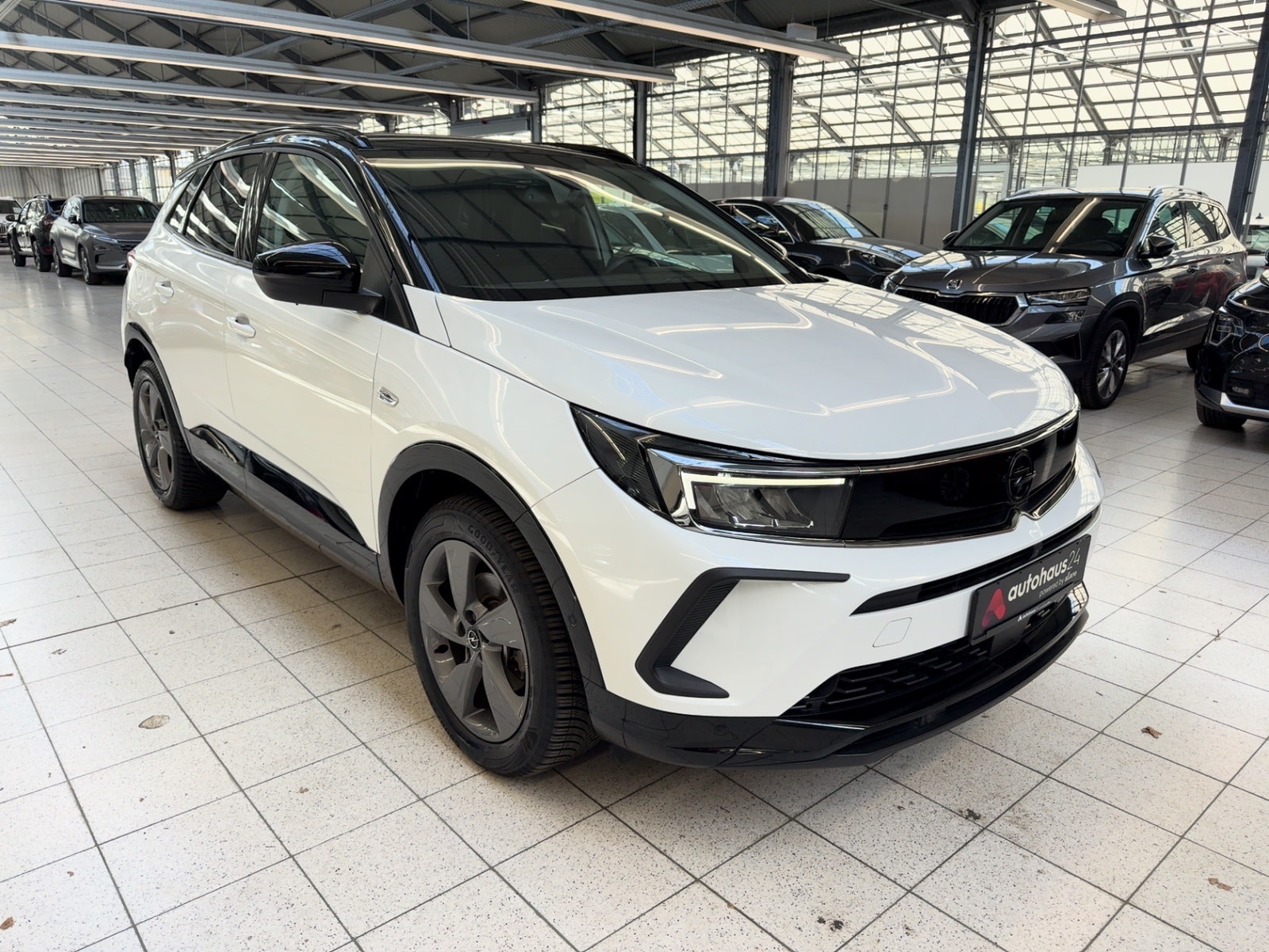 Opel Grandland SUV / Crossover / Geländewagen OPEL Grandland 1.5 Diesel 96kW GS Line Auto Sports Utility Vehicle #1
