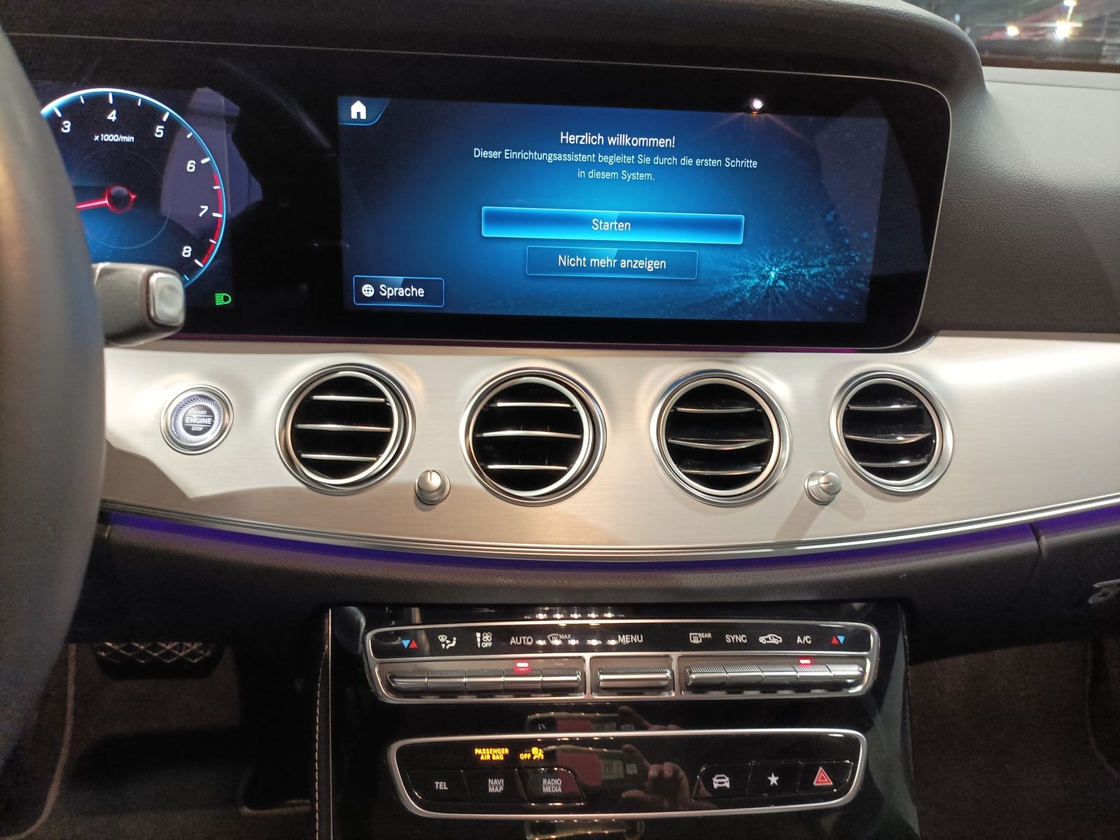 Mercedes Benz E-Klasse Kombi E 200 T Avantgarde 4Matic (EURO 6d) #11