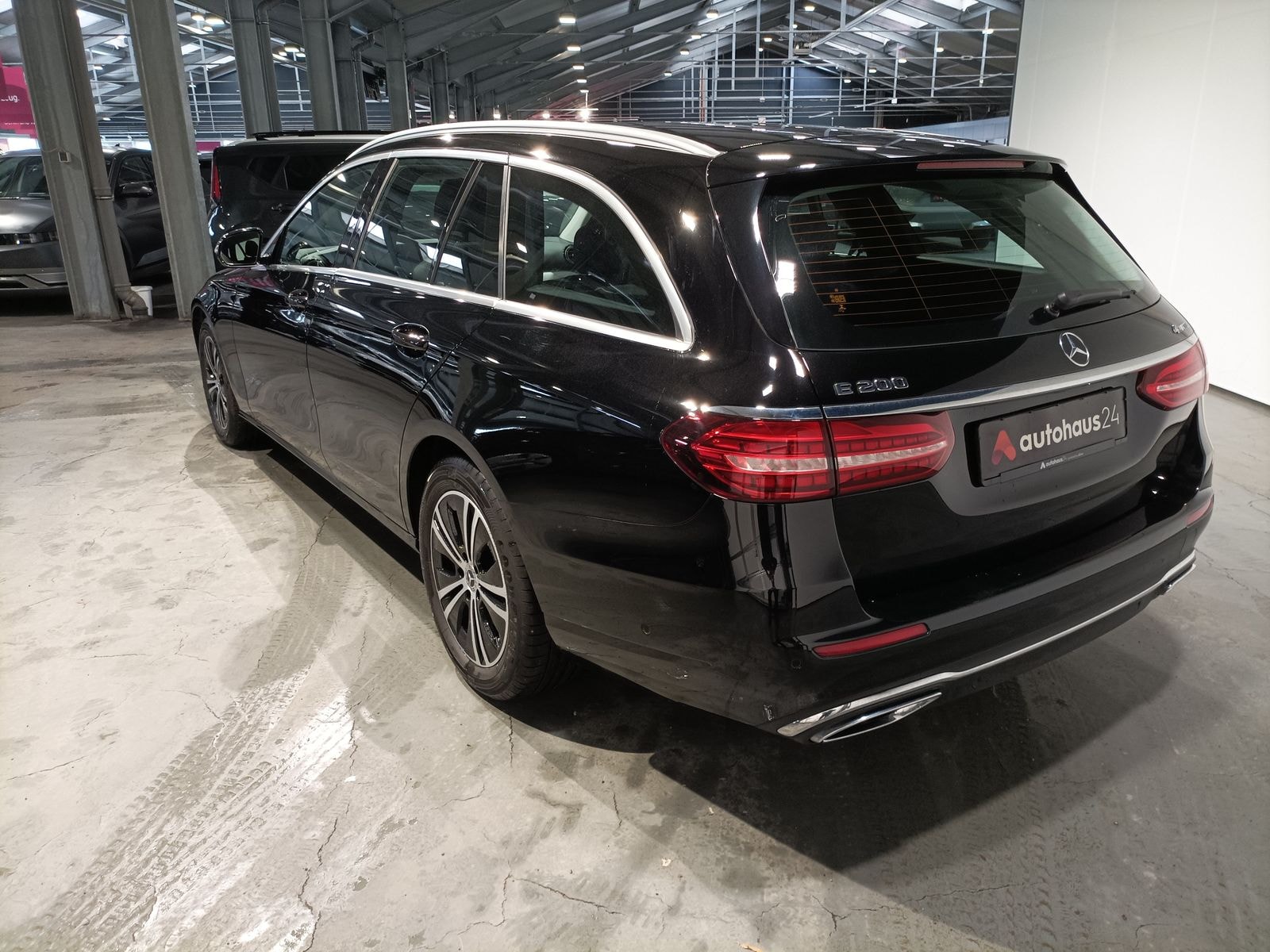 Mercedes Benz E-Klasse Kombi E 200 T Avantgarde 4Matic (EURO 6d) #4