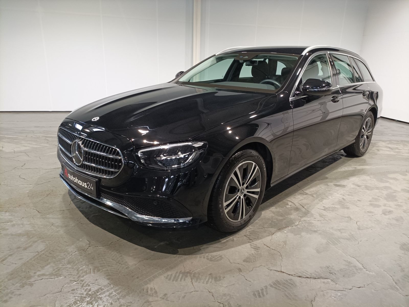 Mercedes Benz E-Klasse Kombi E 200 T Avantgarde 4Matic (EURO 6d) #3