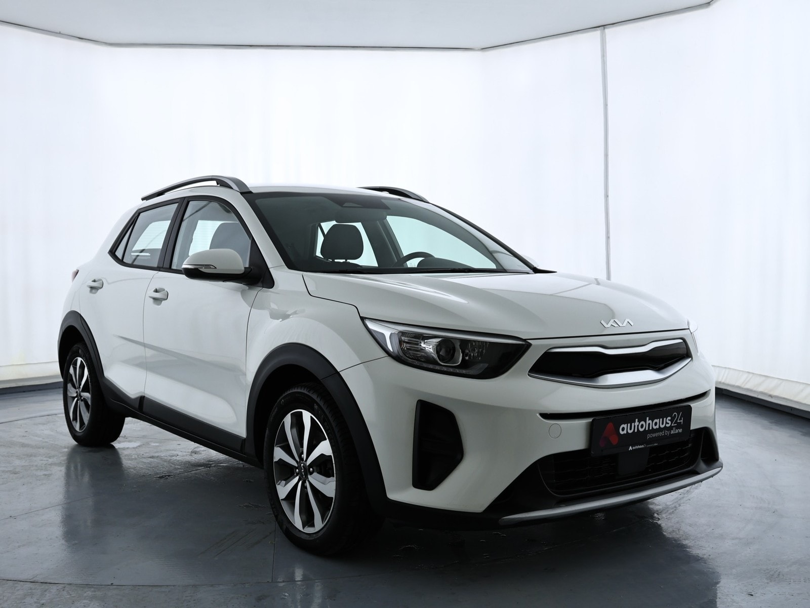 Kia Stonic SUV / Crossover / Geländewagen KIA Stonic 1.0 T-GDI 100 Vision Sports Utility Vehicle #1
