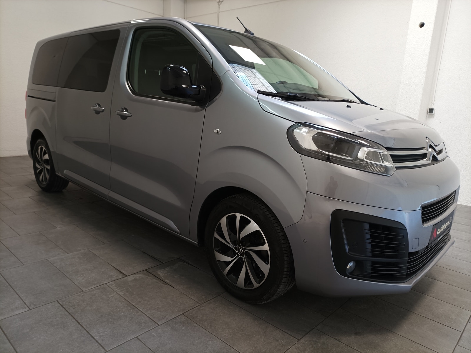 Citroën SpaceTourer Kleinbus / Van CITROEN SpaceTourer 2,0 BlueHDi 180 S&S L2 Bus. Lounge EAT8 Van #1