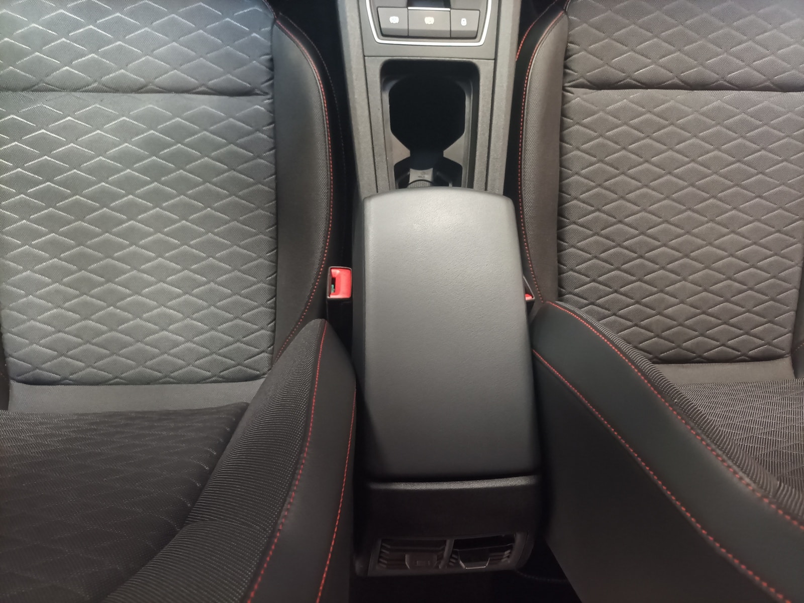 Seat Leon Kombi Leon Sportstourer 1.5 eTSI FR OPF (EURO 6d) #16
