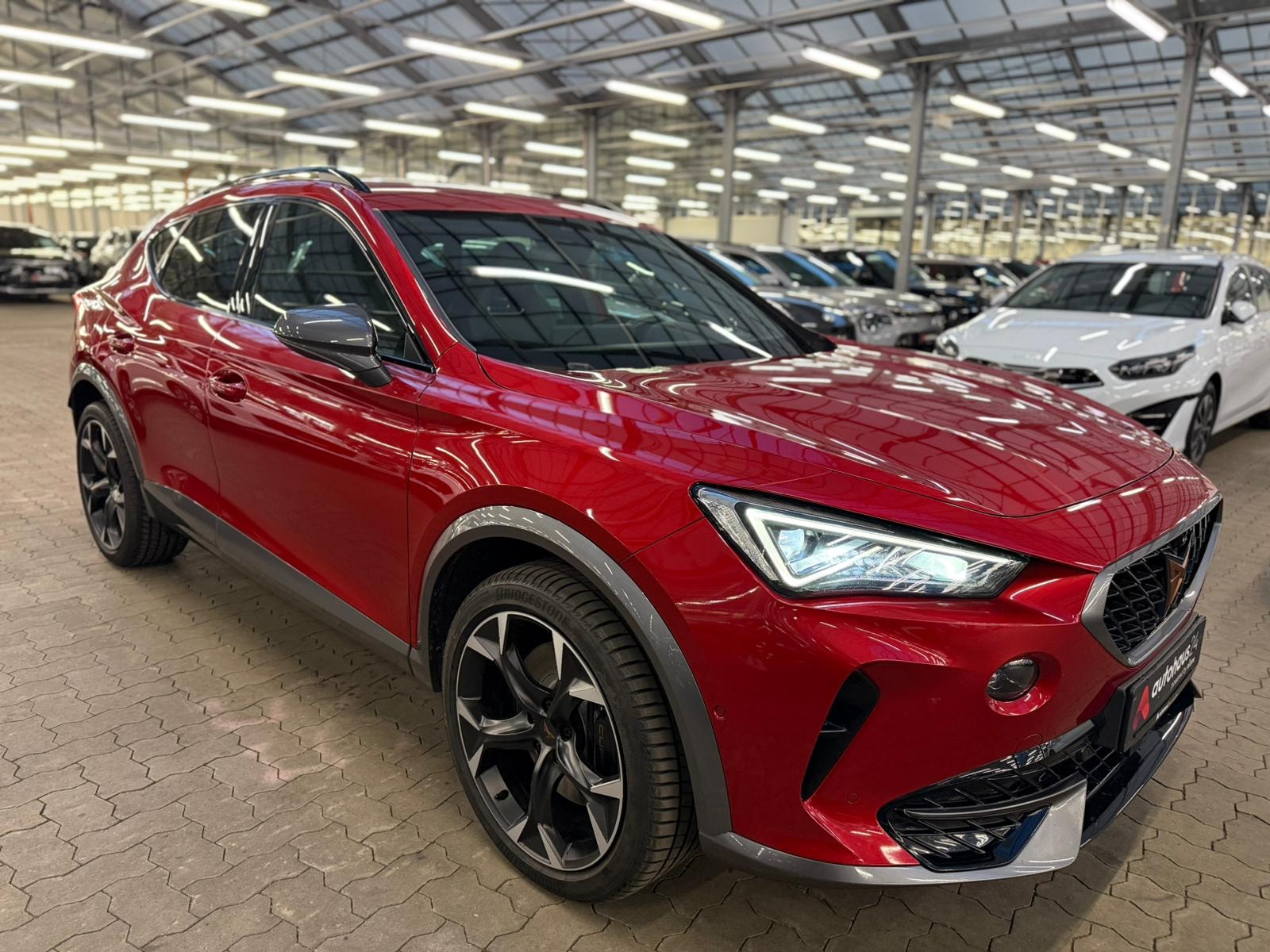 CUPRA Formentor SUV / Crossover / Geländewagen CUPRA Formentor 2.0 TSI 180kW VZ DSG Sports Utility Vehicle #1