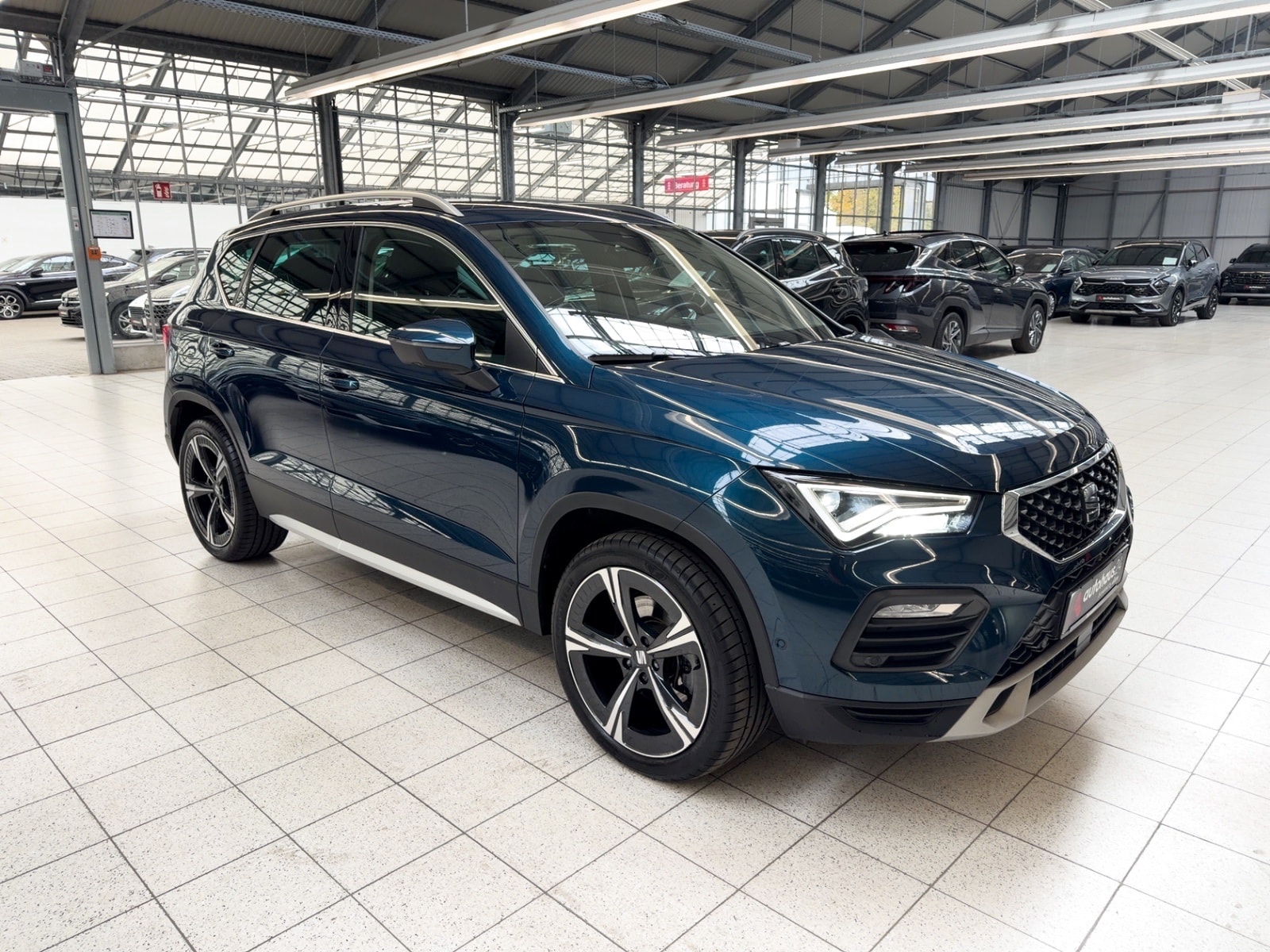 SEAT Ateca SUV / Crossover / Geländewagen SEAT Ateca 2.0 TSI 140kW Xperience 4Drive DSG Sports Utility Vehicle #1
